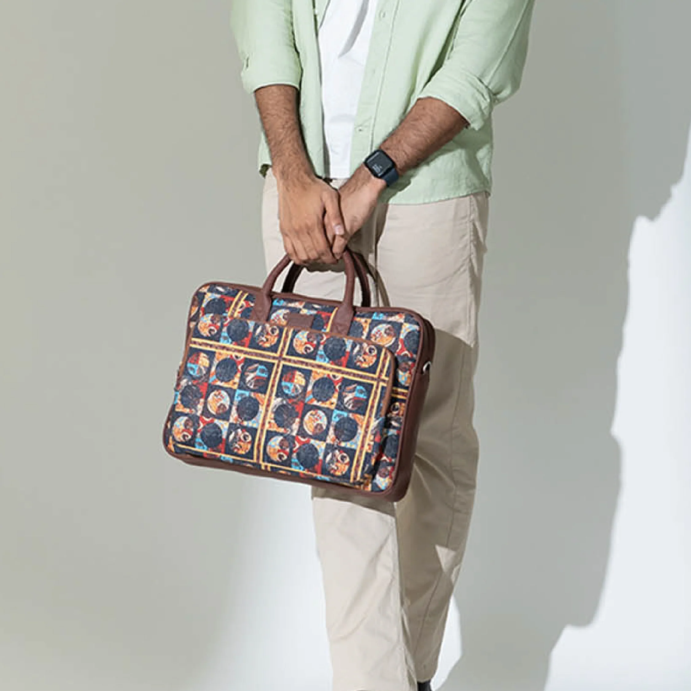 African Art Laptop Bag - Image 2