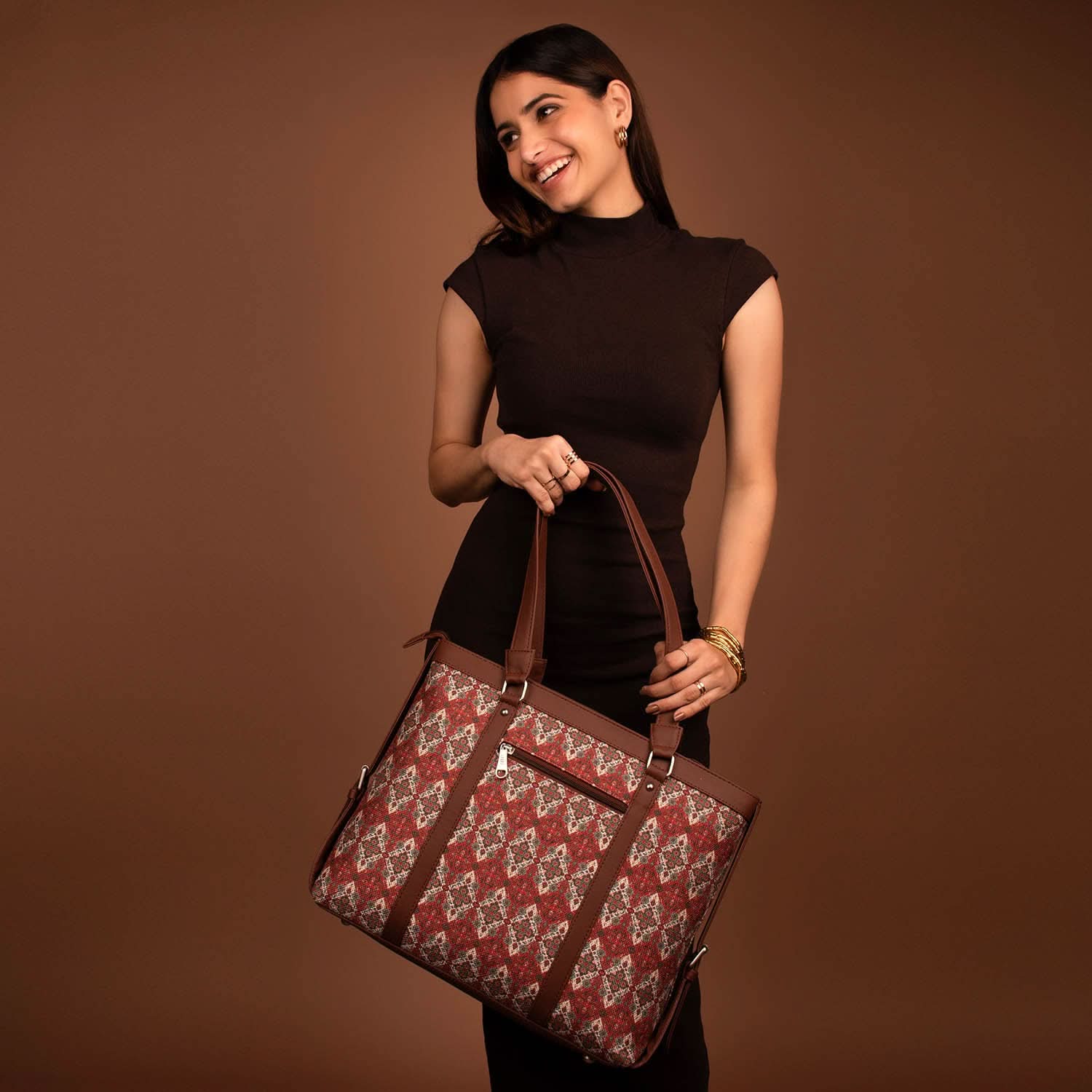 Agra Durrie Women's Office Bag - Image 3