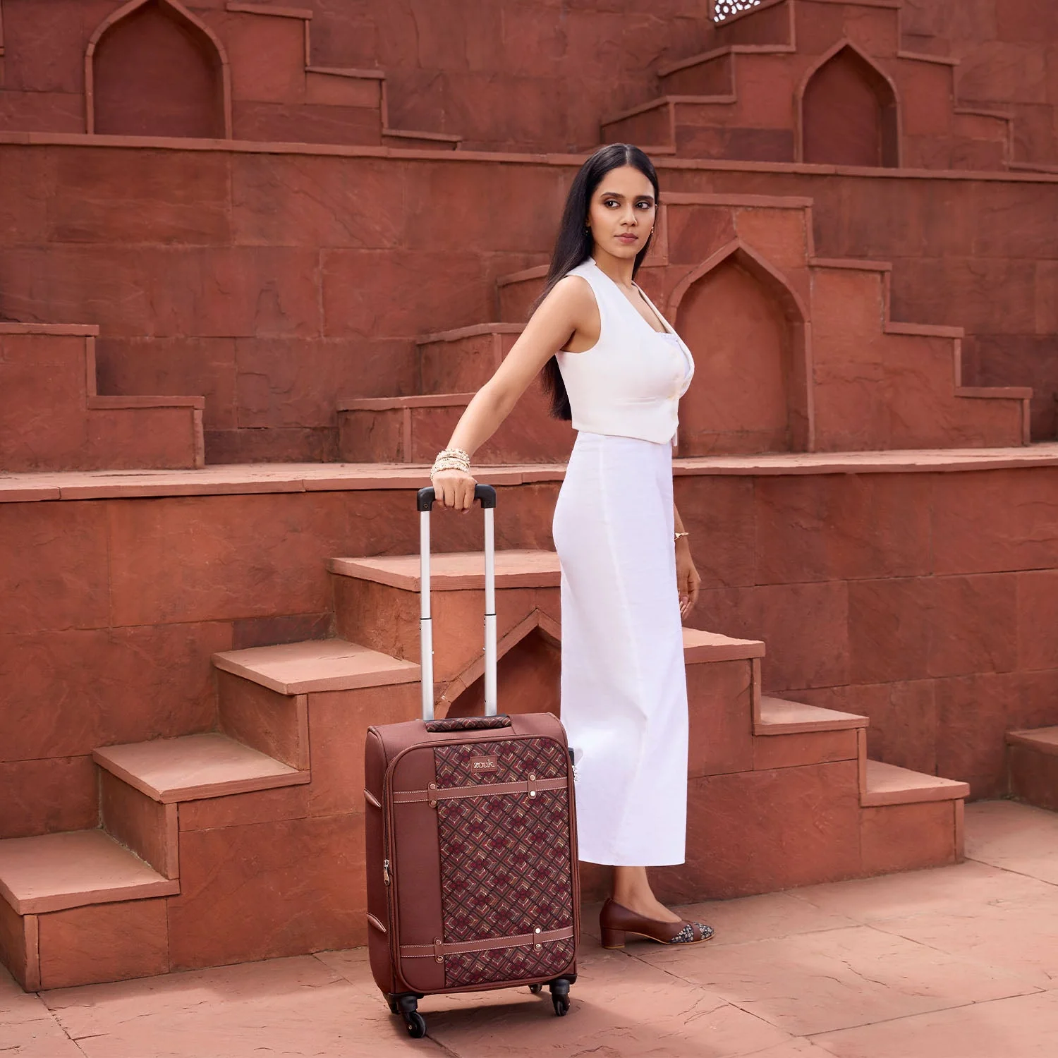 Amritsar Phulkari Saira Trolley Bag - Image 9