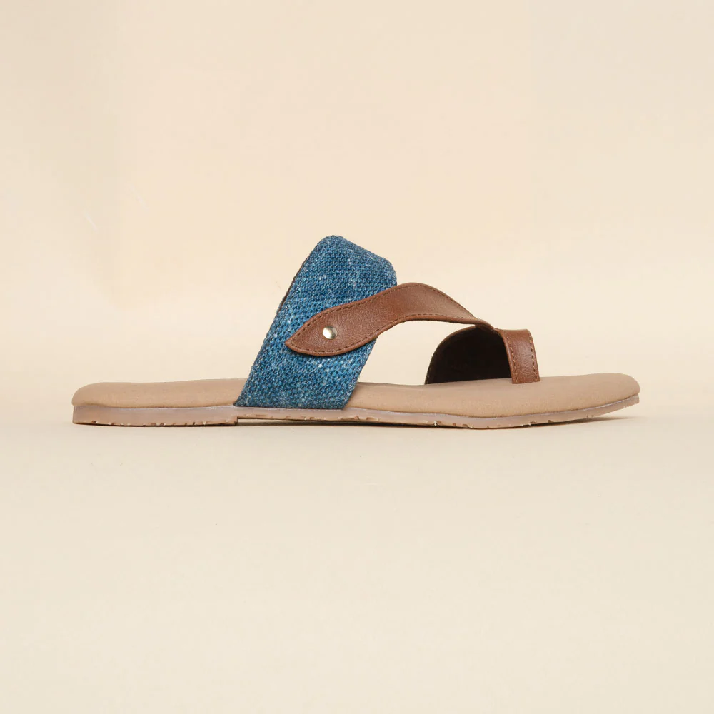 Andaman Marine Curvy Toe Chappal - Image 9