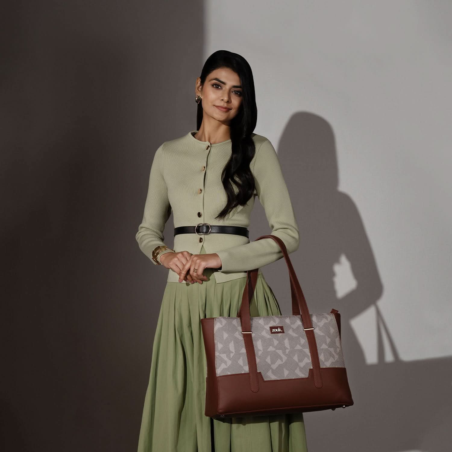 Zouk Aravalli Abstract Maya Multitasker ToteĀ Bag