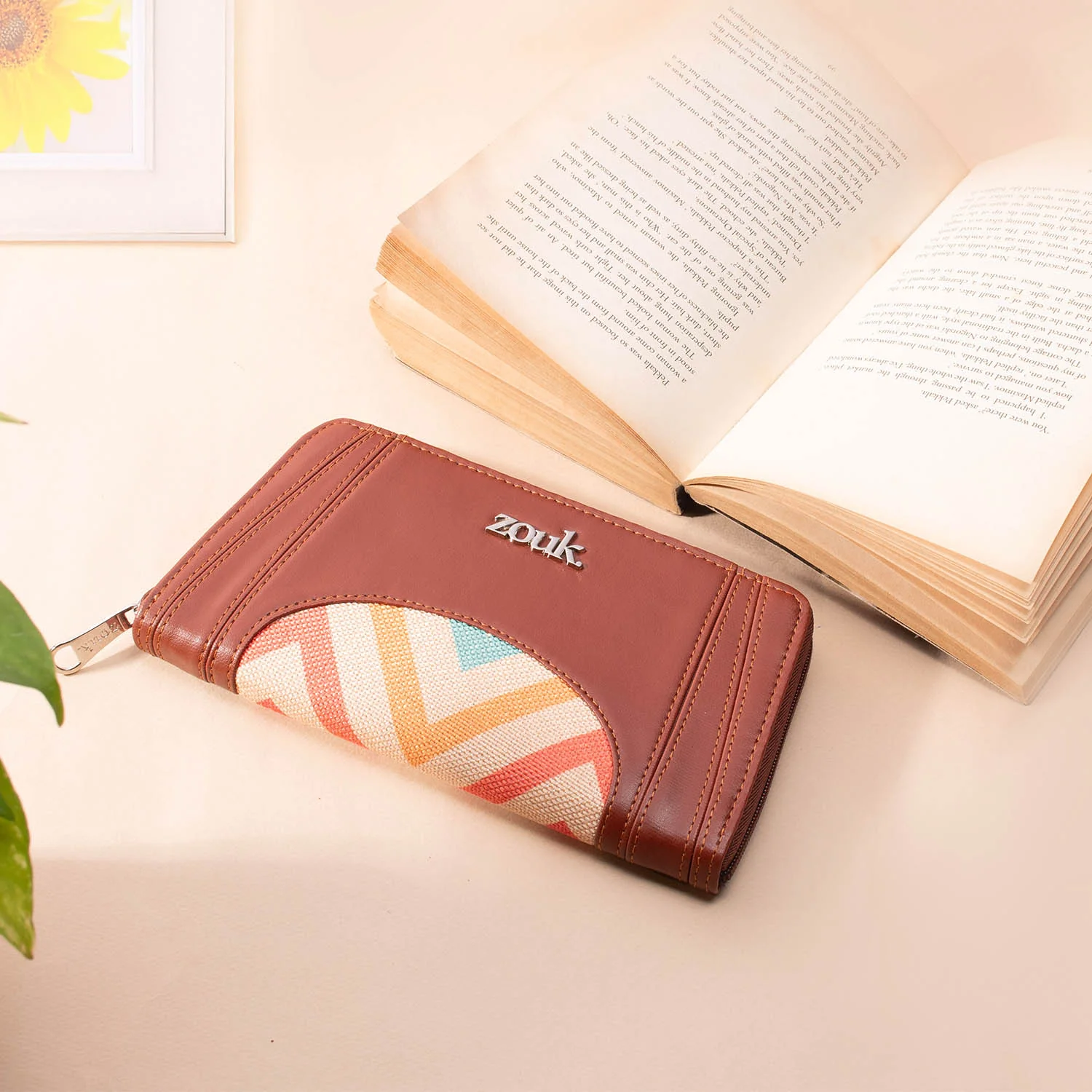 Arika Zipper Wallet - WavBeach - Image 2