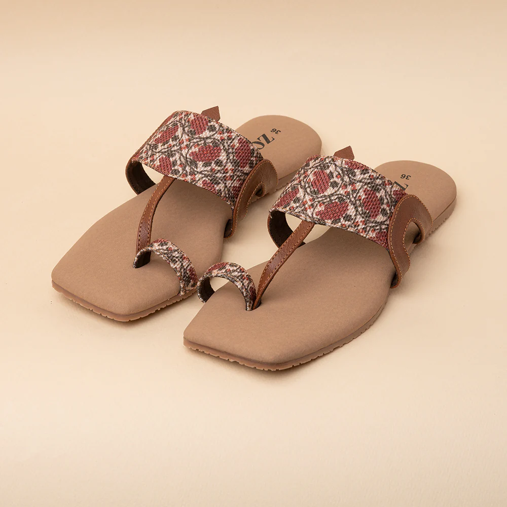 Auroville Botanica One Toe Kolhapuri Chappal - Image 4