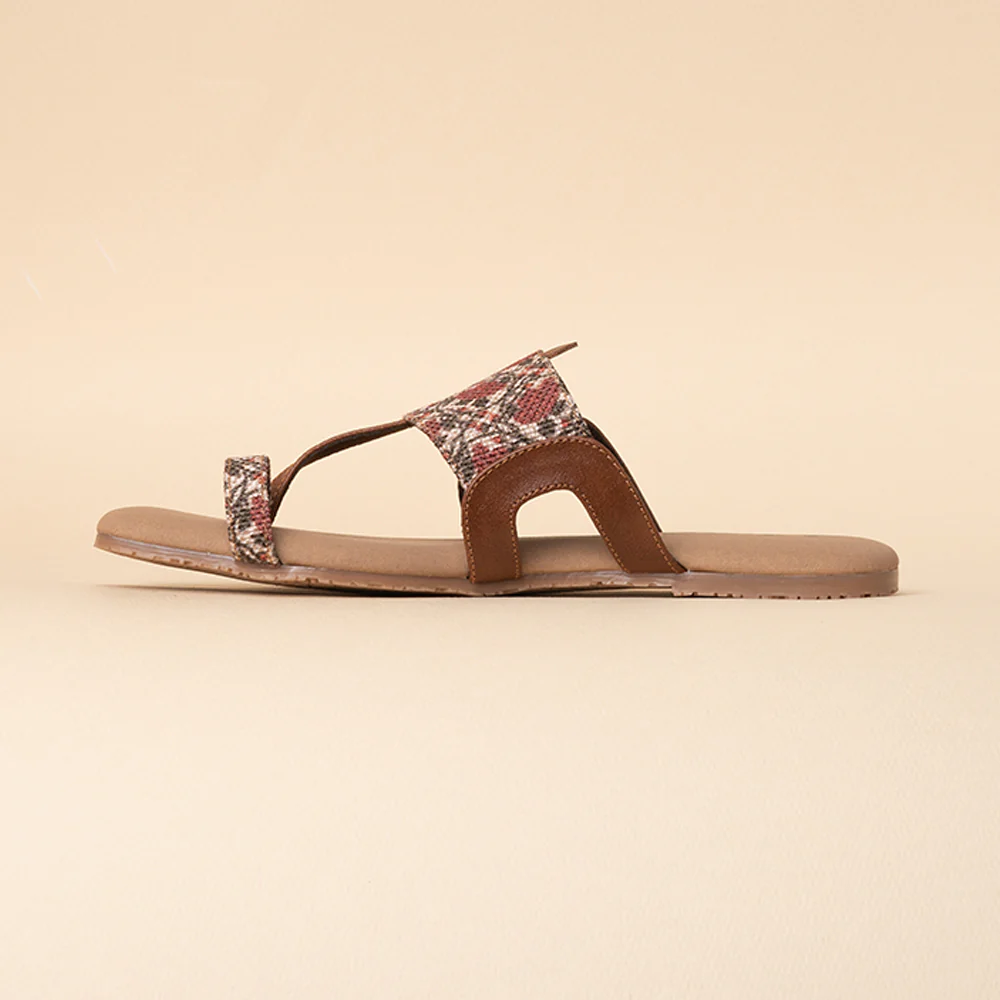 Auroville Botanica One Toe Kolhapuri Chappal - Image 8