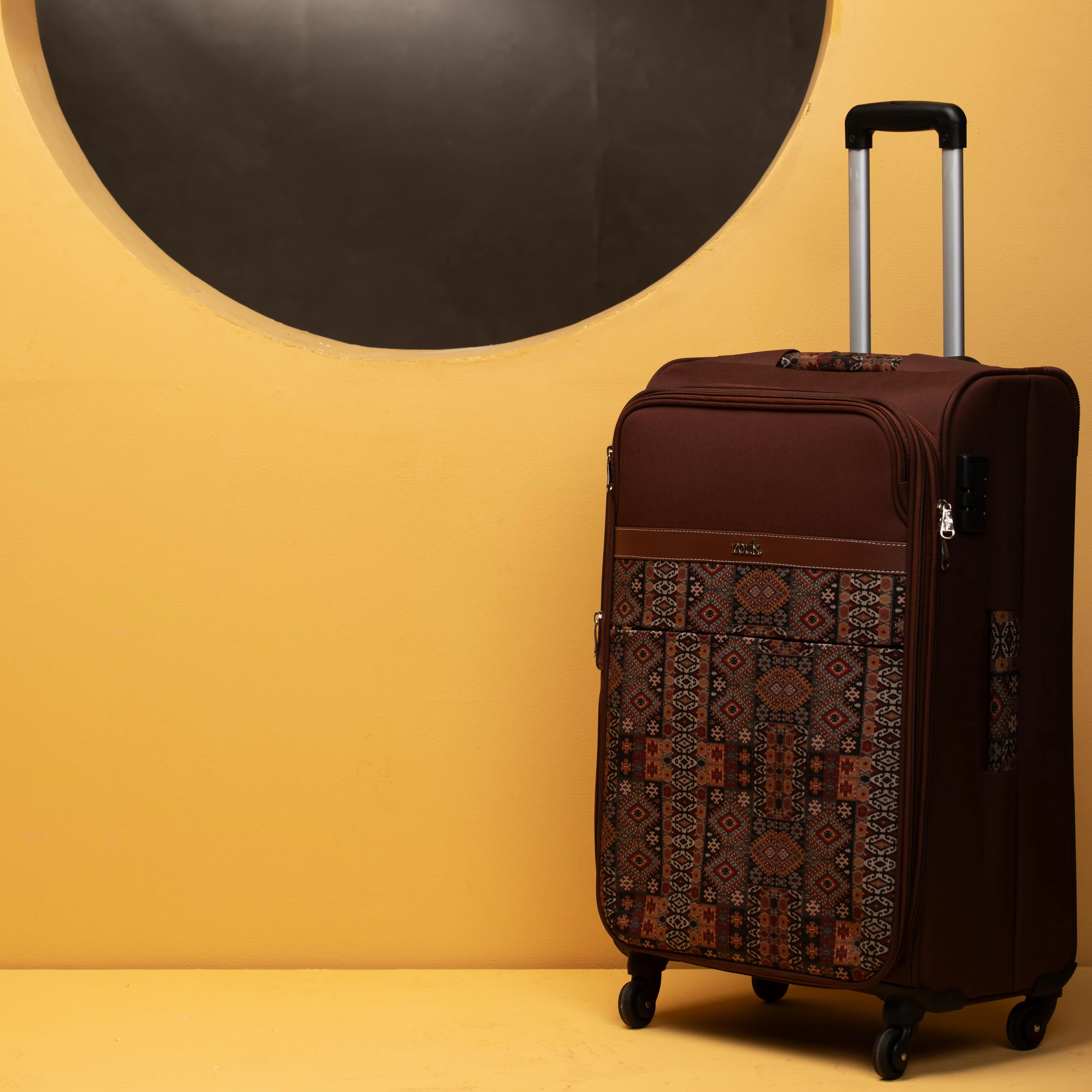 Banaras Elegance Avasa Trolley Bag (Medium) - Image 3