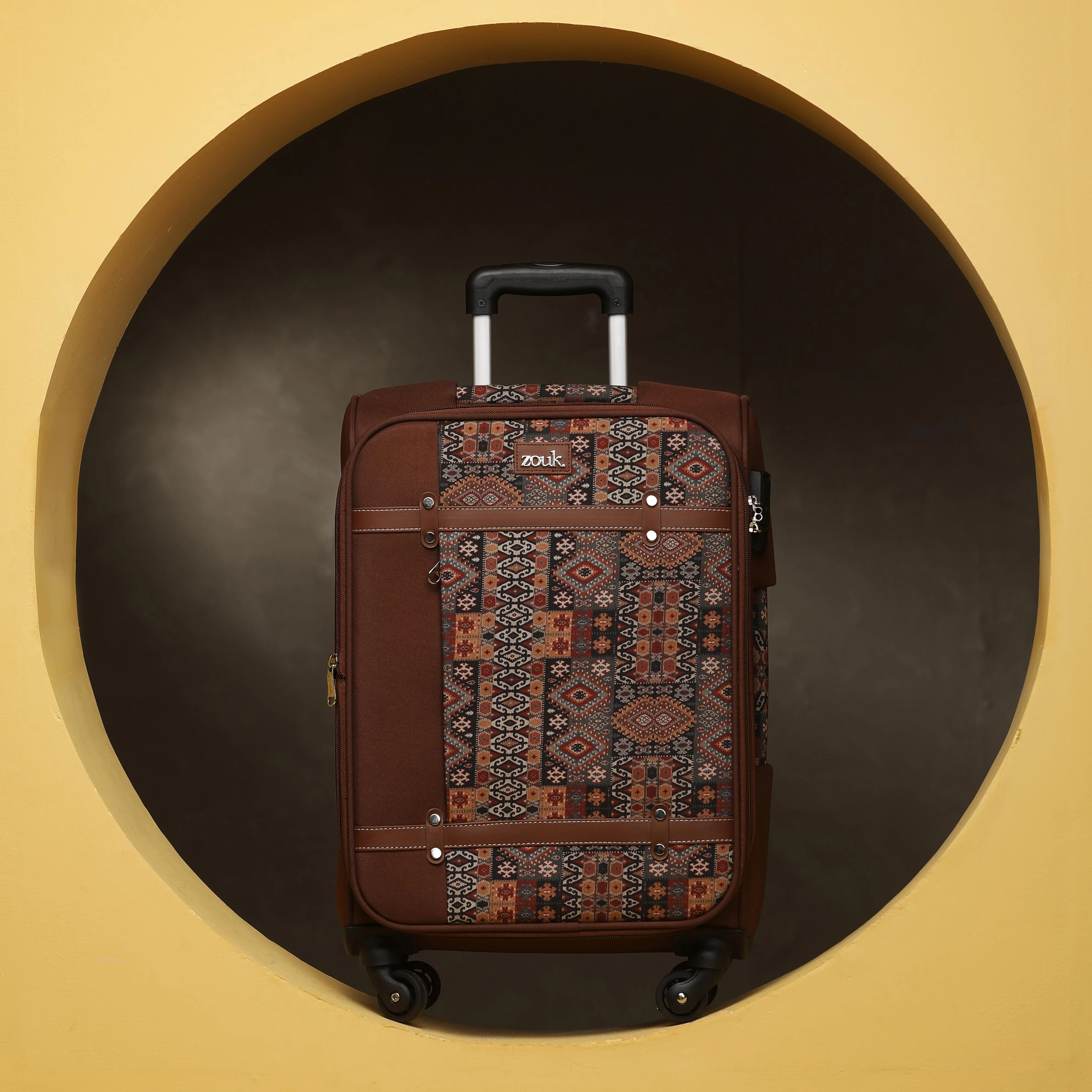 Banaras Elegance Saira Trolley Bag (Cabin) - Image 8