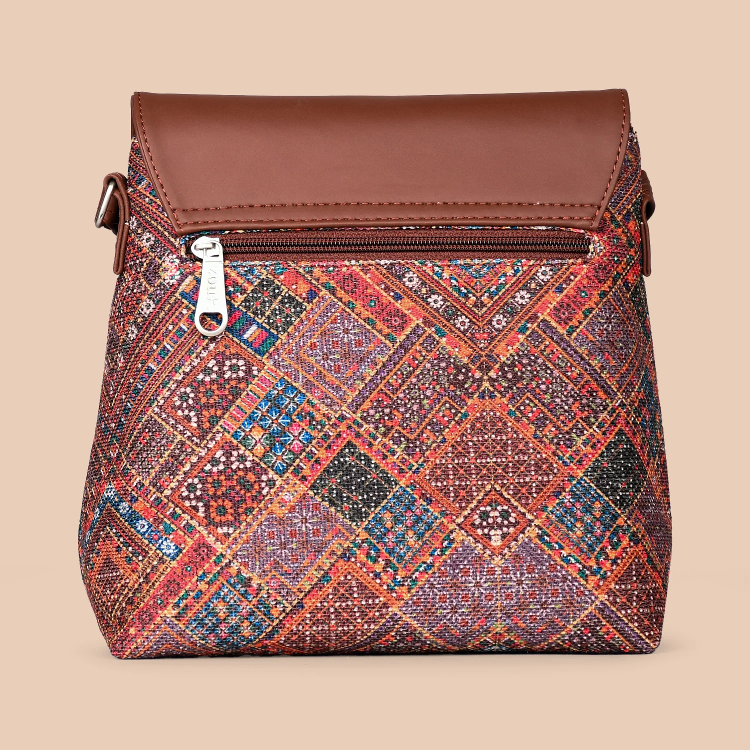 Bhuj Rabari Flap Sling Bag - Image 4