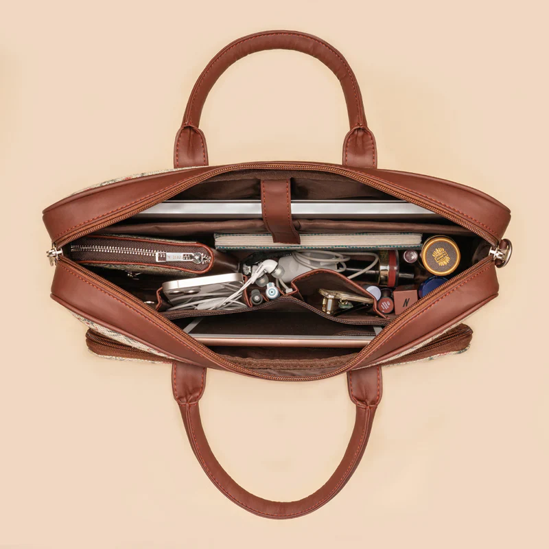 Bhuj Rabari Laptop Bag - Image 7
