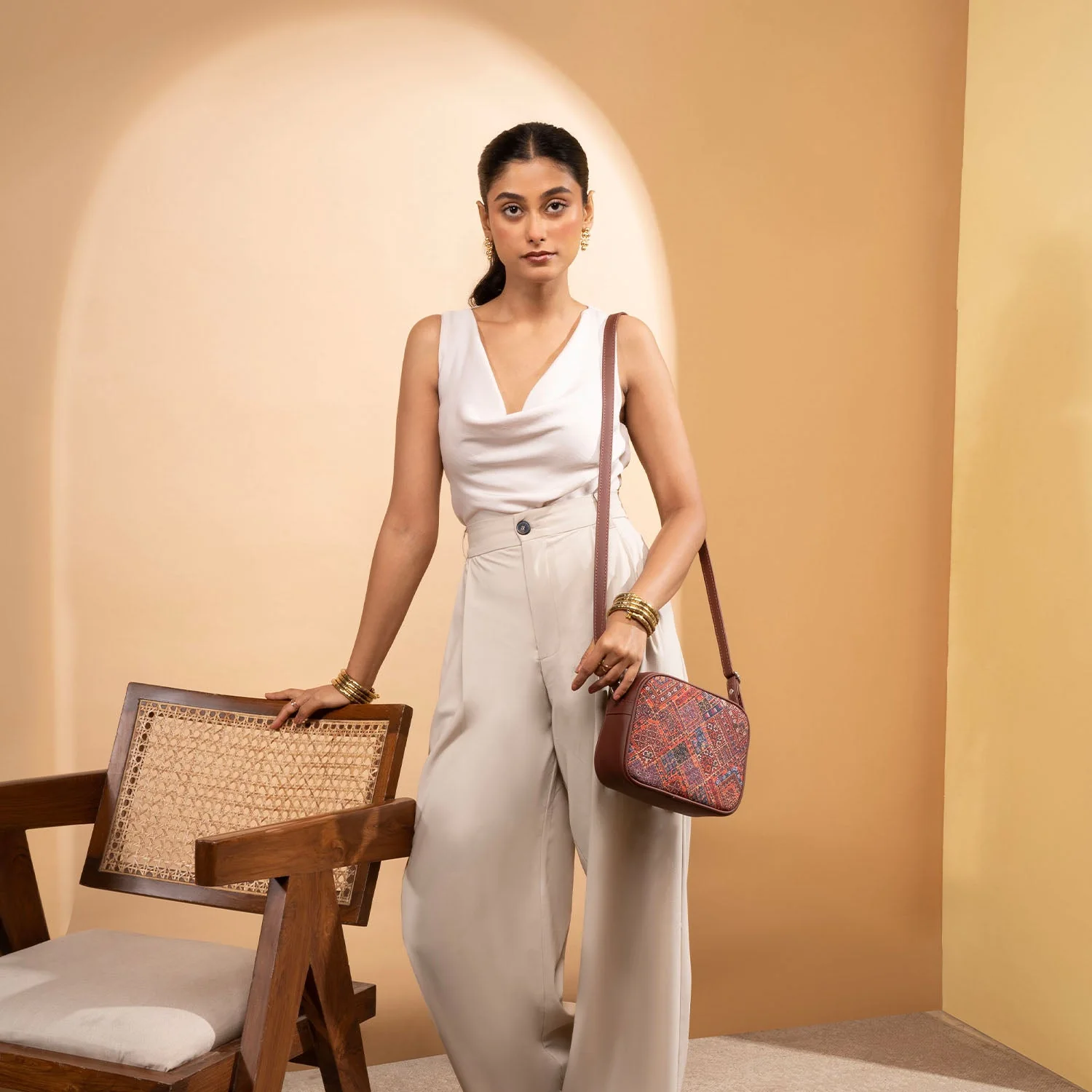 Bhuj Rabari Sling Bag - Image 9
