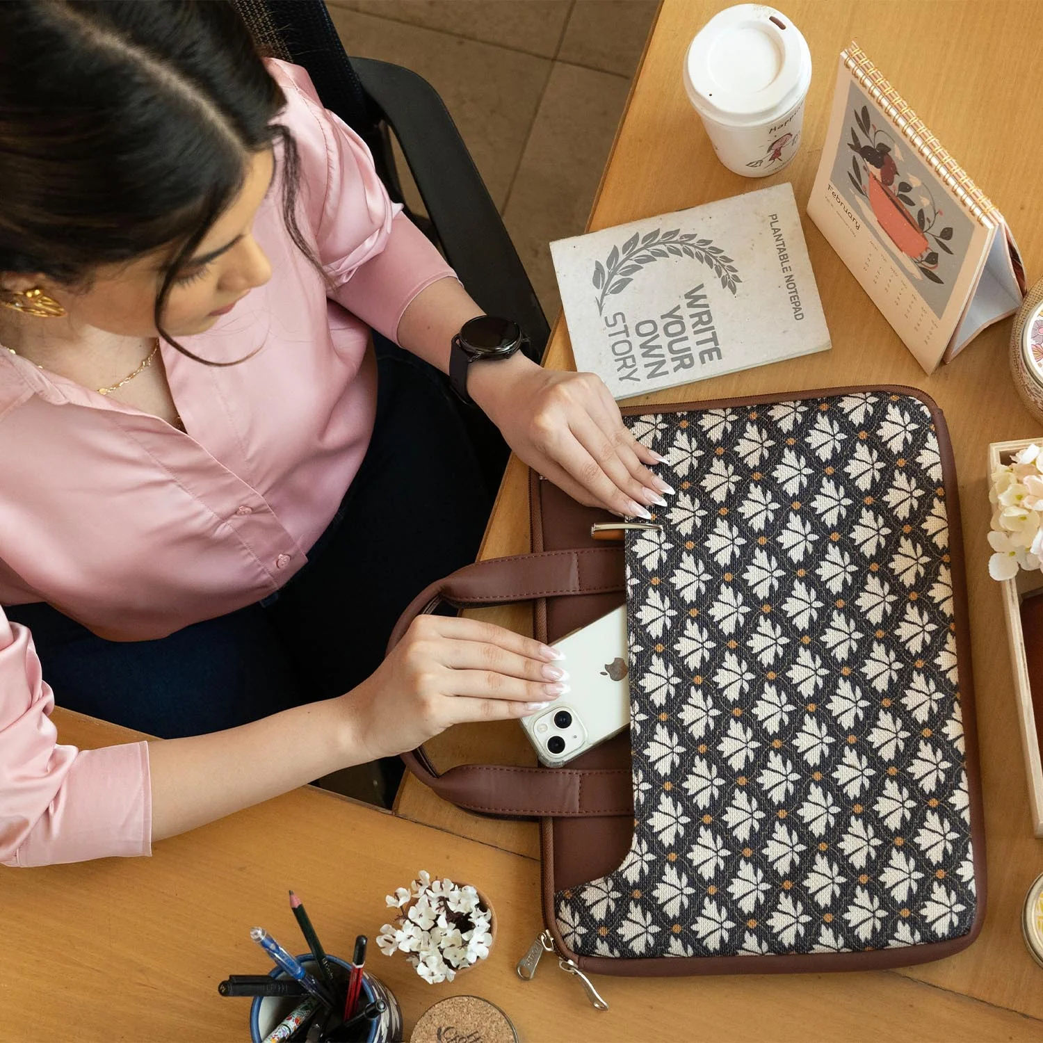 Bidri Kaiser L-Zippered Laptop Sleeve - Image 2