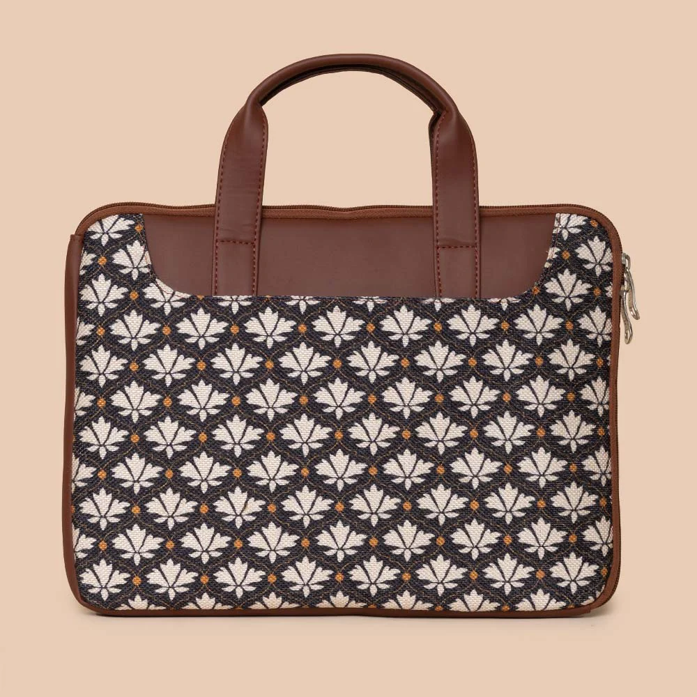Bidri Kaiser L-Zippered Laptop Sleeve - Image 4