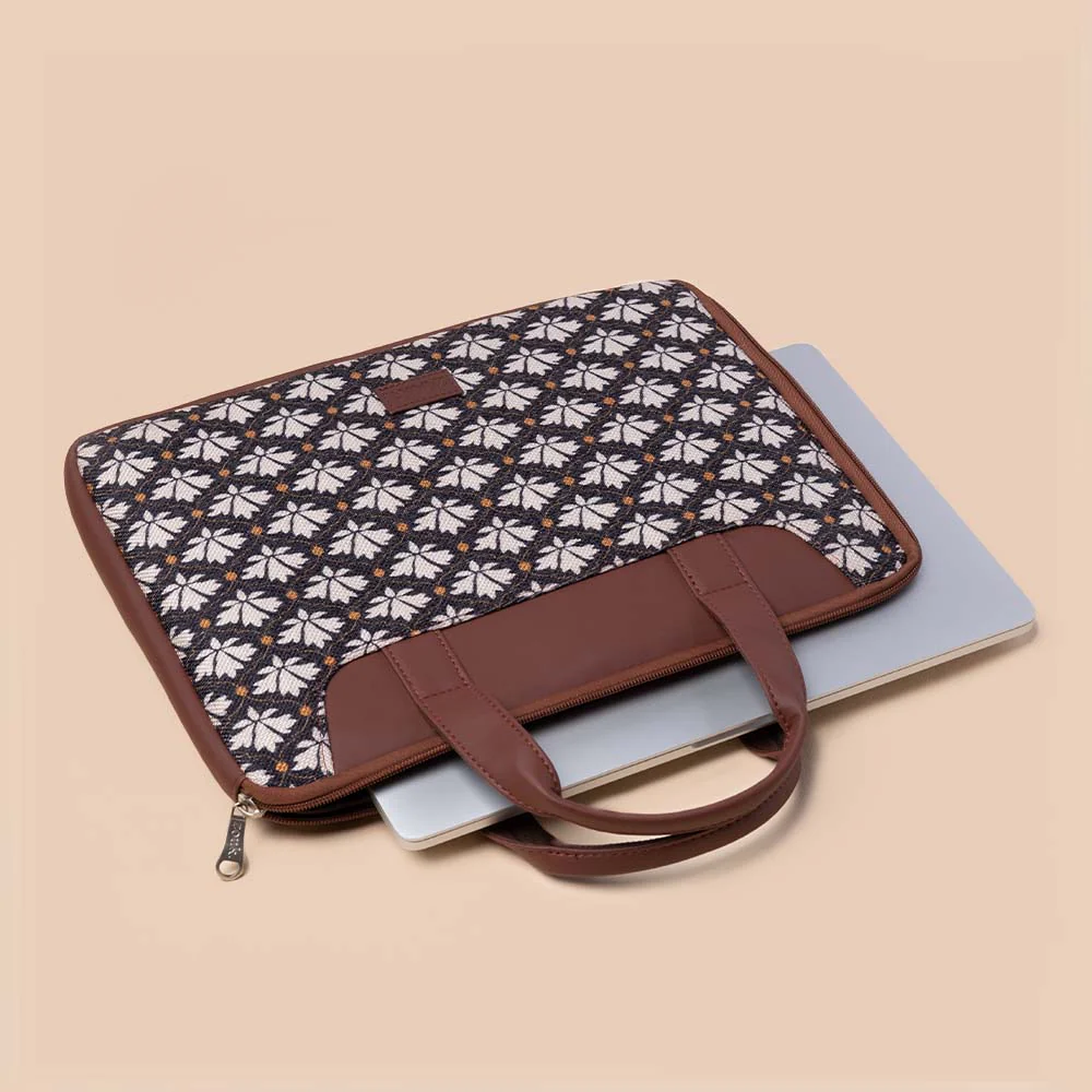 Bidri Kaiser L-Zippered Laptop Sleeve - Image 6