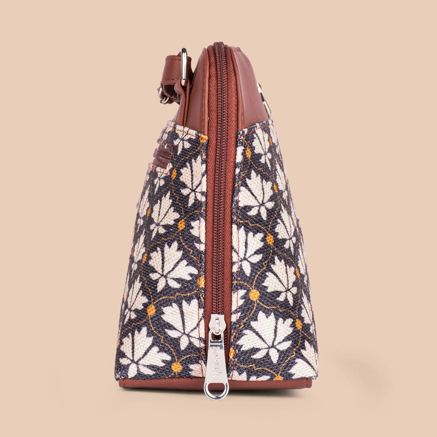 Bidri Kaiser OOO Sling Bag - Image 7