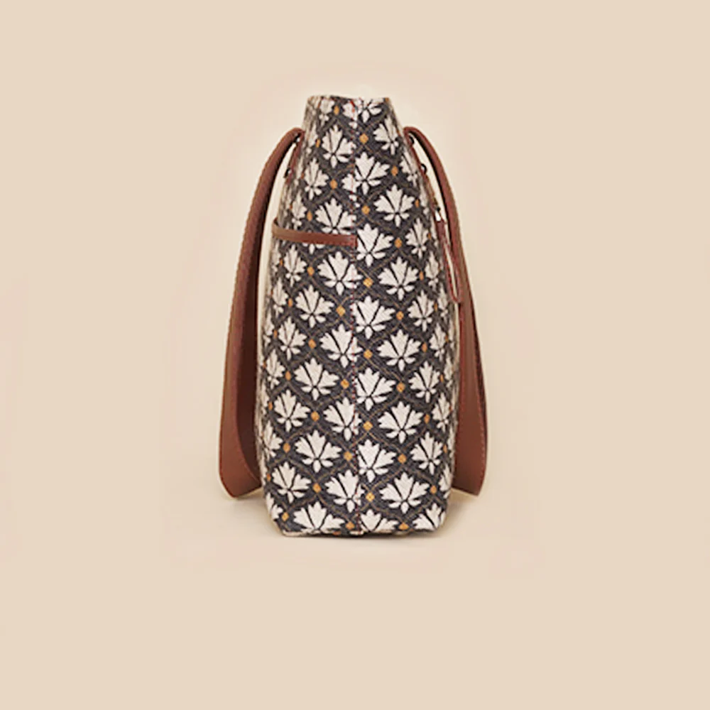 Bidri Kaiser Tote Bag - Image 7