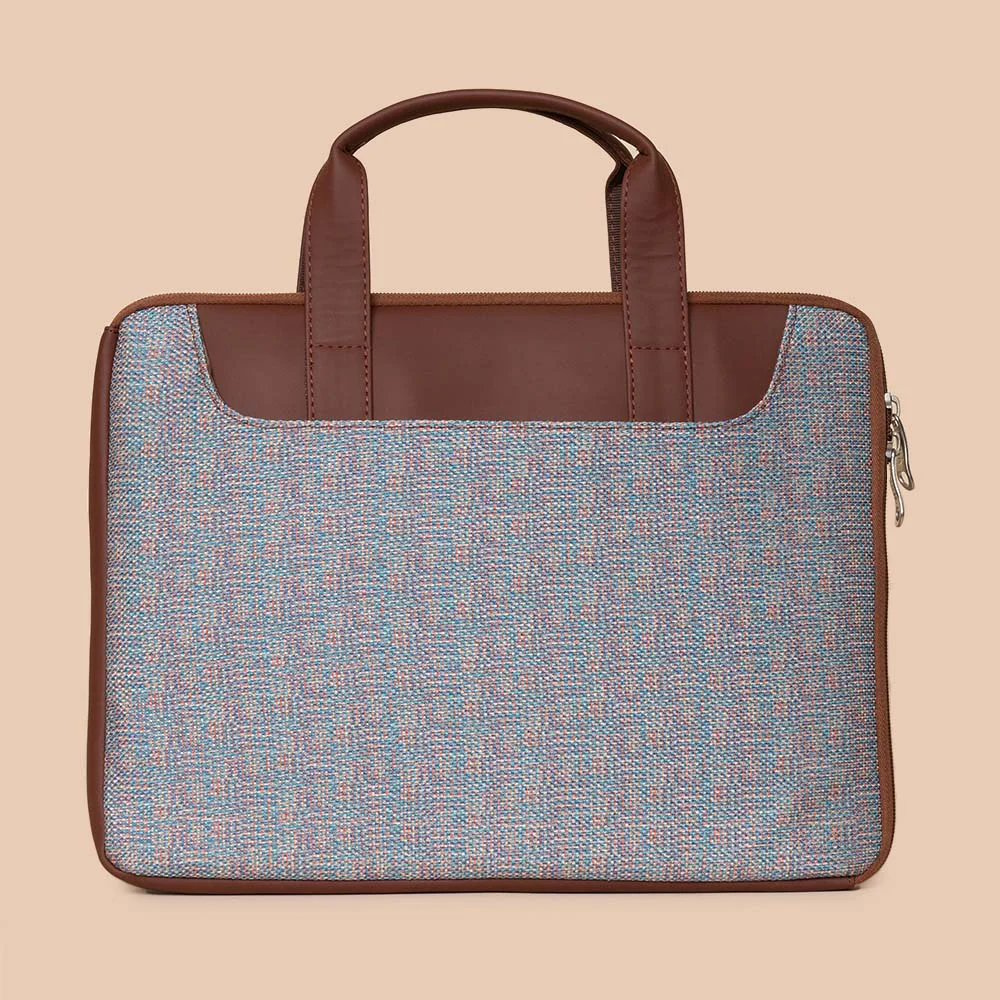 Bolgatty Weaves L-Zippered Laptop Sleeve - Image 4