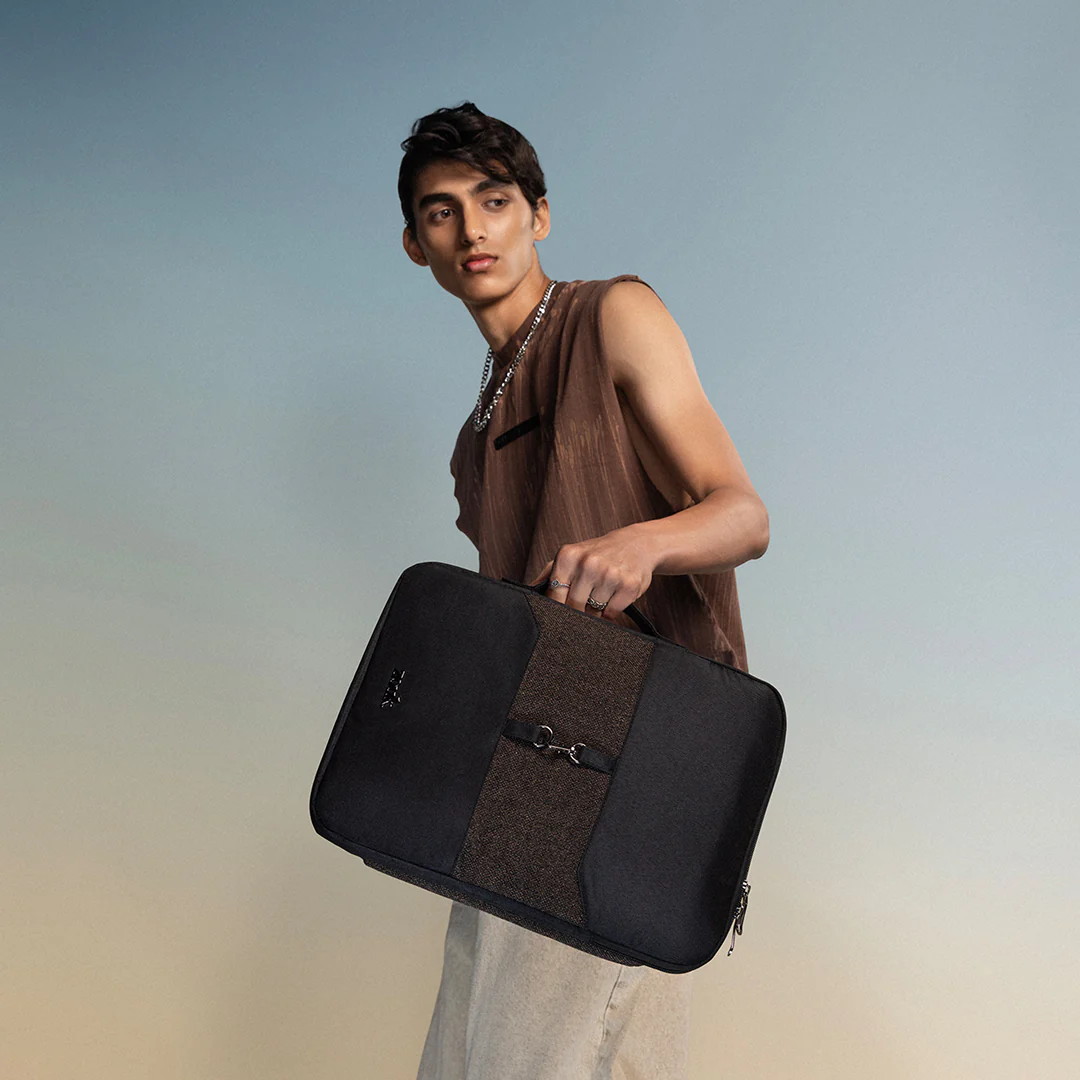Bristel Signature Laptop Sleeve - 14inch (Black)