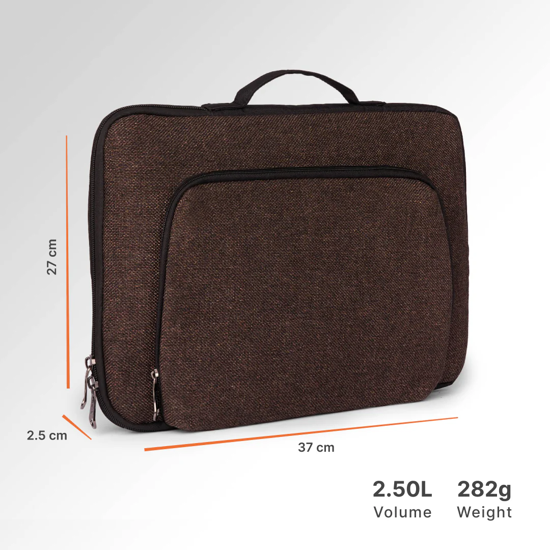 Bristel Signature Laptop Sleeve - 15.6inch (Black) - Image 4