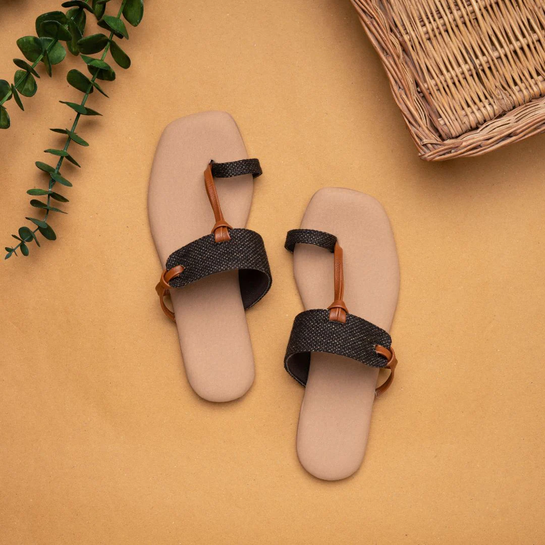 Bristel Women's Chappals - Image 2