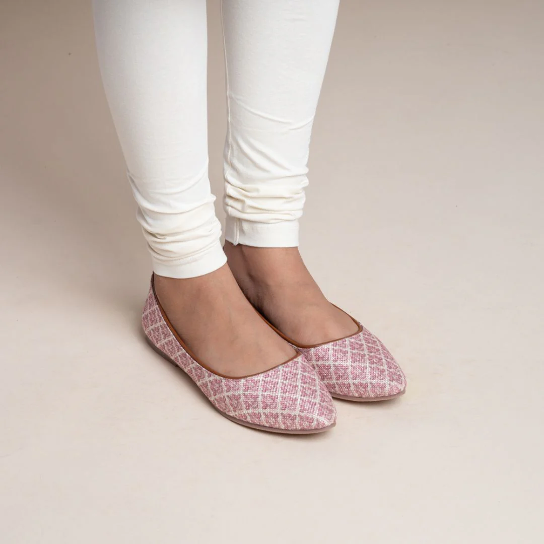 Chamoli Motif Bellies - Image 10