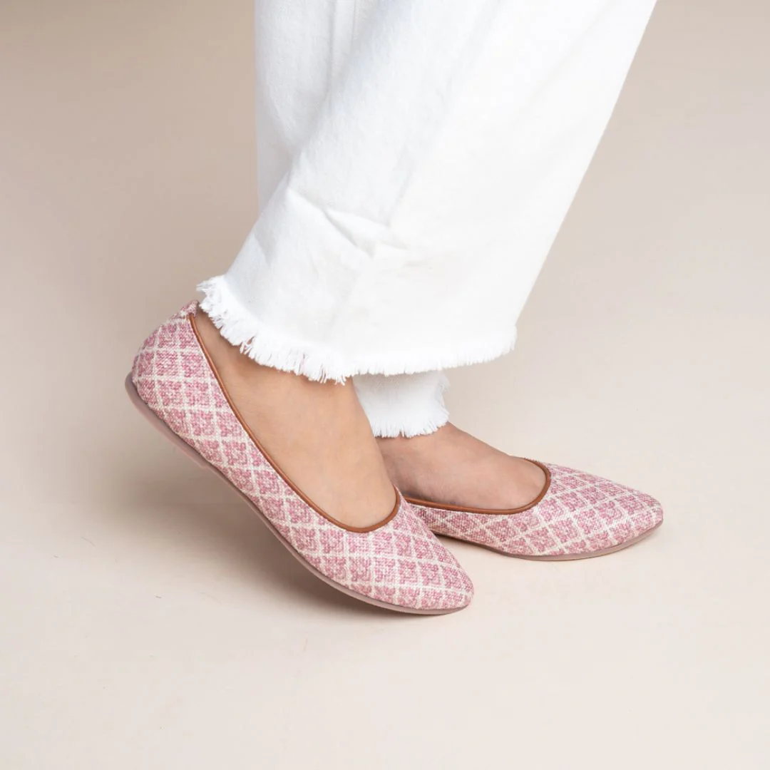 Chamoli Motif Bellies - Image 9