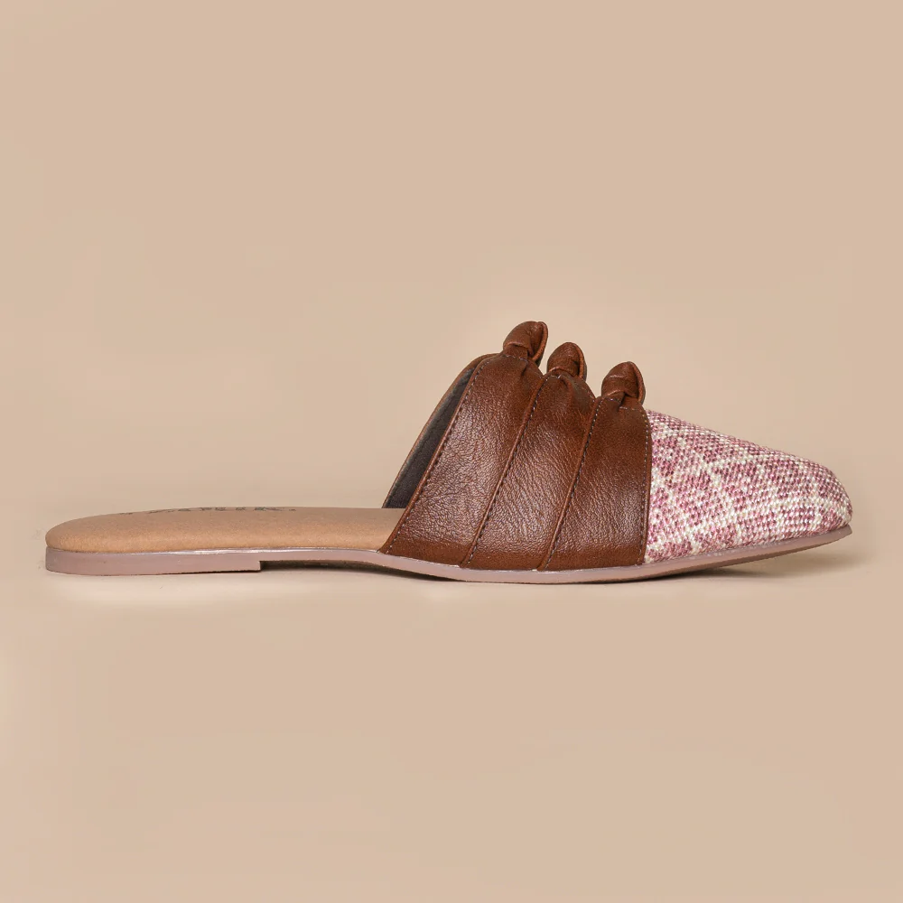 Chamoli Motif Knotted Mule - Image 7