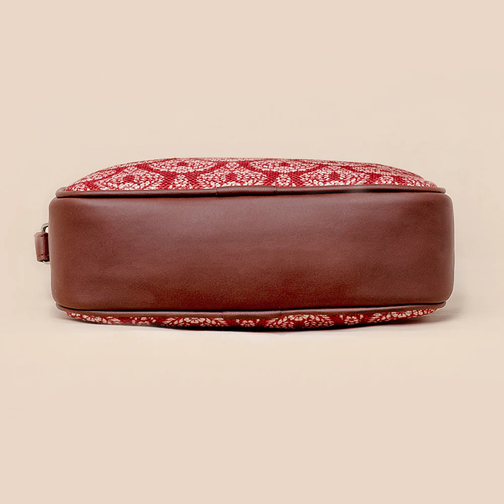 Chanderi Phool Sling Bag - Image 5
