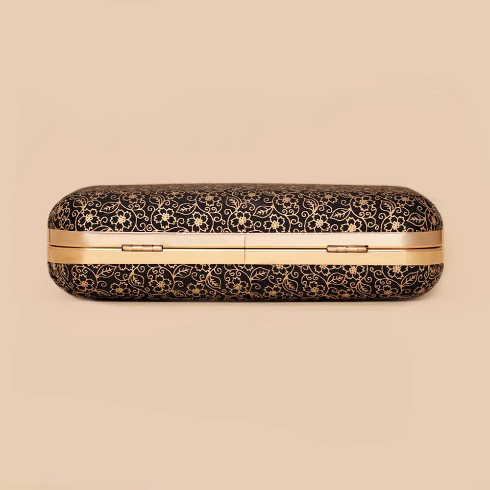 Charminar Jaali Clutch - Image 7