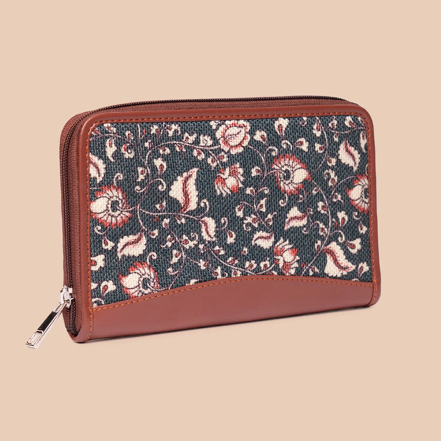 Chittoor Blue Kalamkari Chain Wallet - Image 4