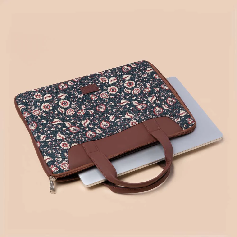 Chittoor Blue Kalamkari L-Zippered Laptop Sleeve - Image 5