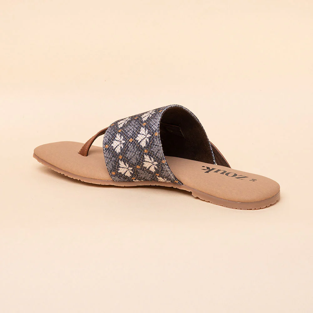 Deccan Bidri Side Toe Flats - Image 9