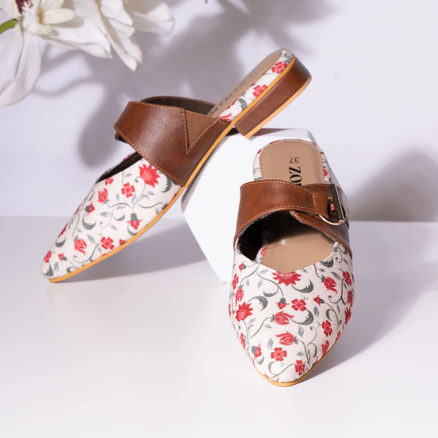 Deccan Garden Office Pointed Mule - Image 2