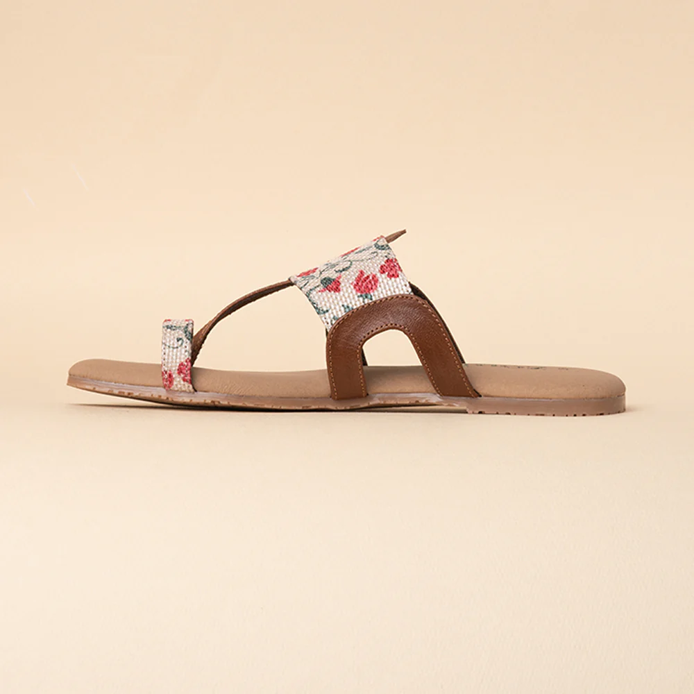 Deccan Garden One Toe Kolhapuri Chappal - Image 8