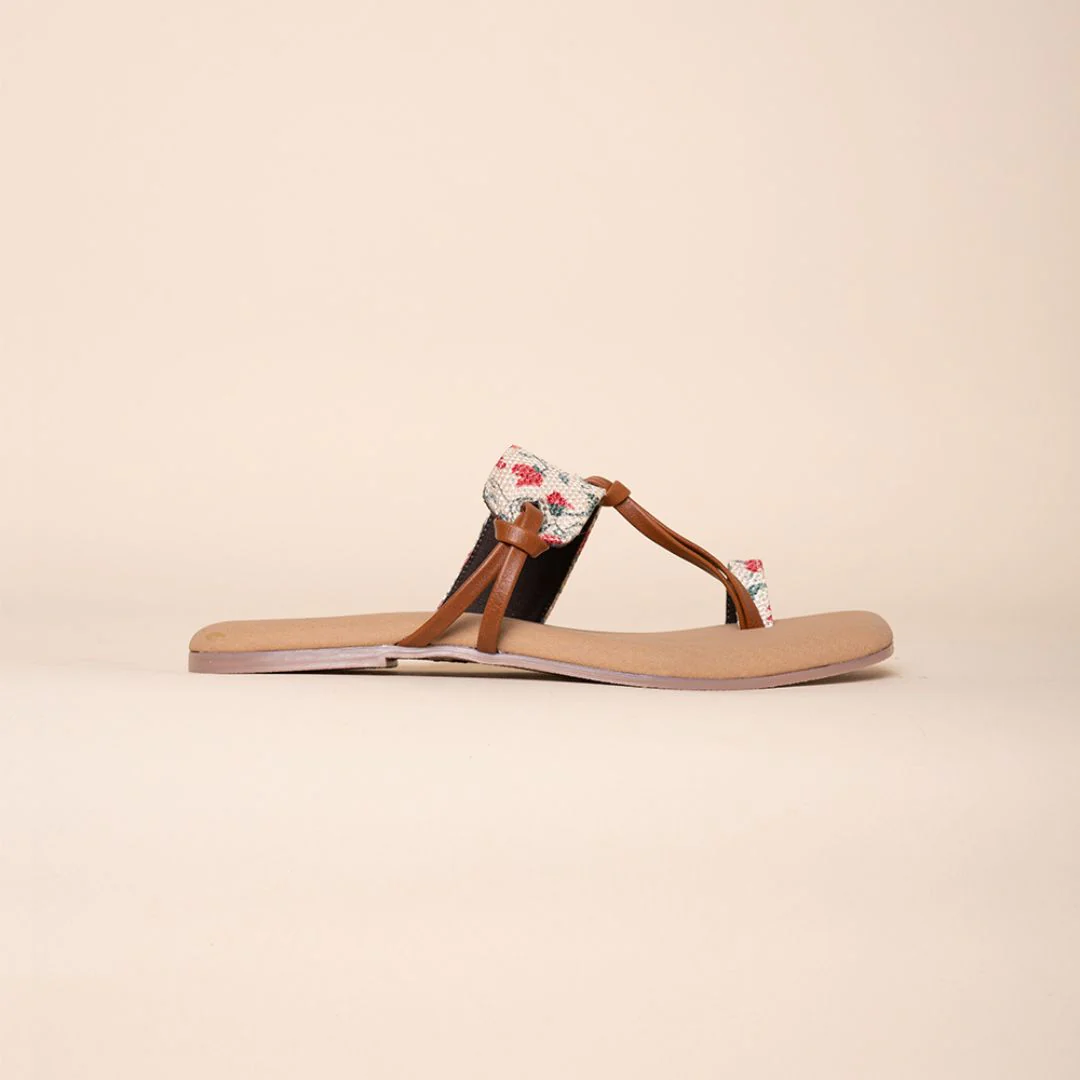 Deccan Garden Women's Chappals - Image 10