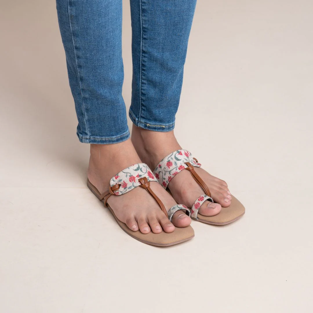 Deccan Garden Women's Chappals - Image 8