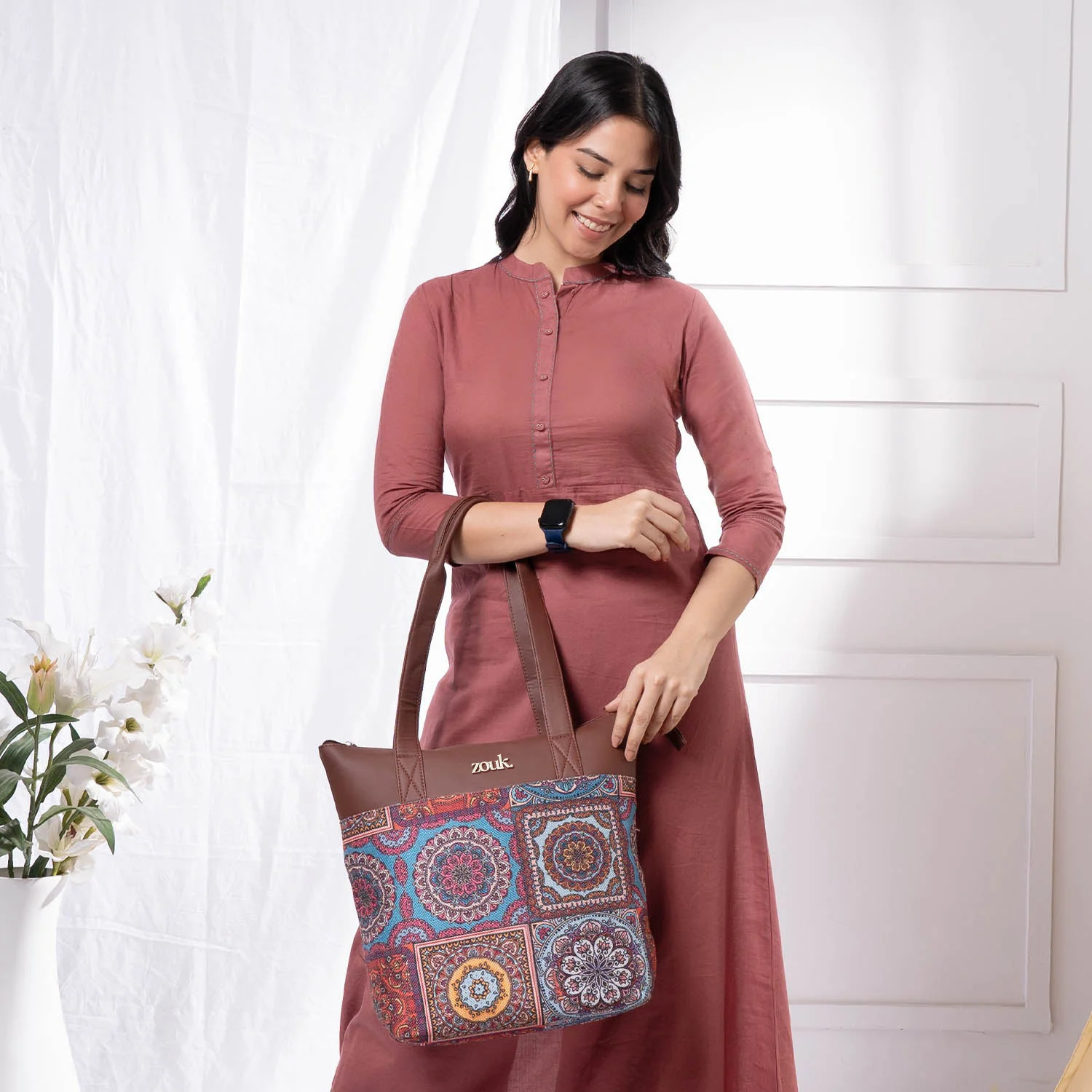 Multicolor Mandala Print Everyday Tote Bag - Image 3