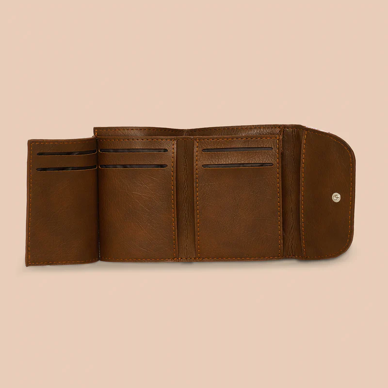 Falaknuma Red Trifold Wallet - Image 5