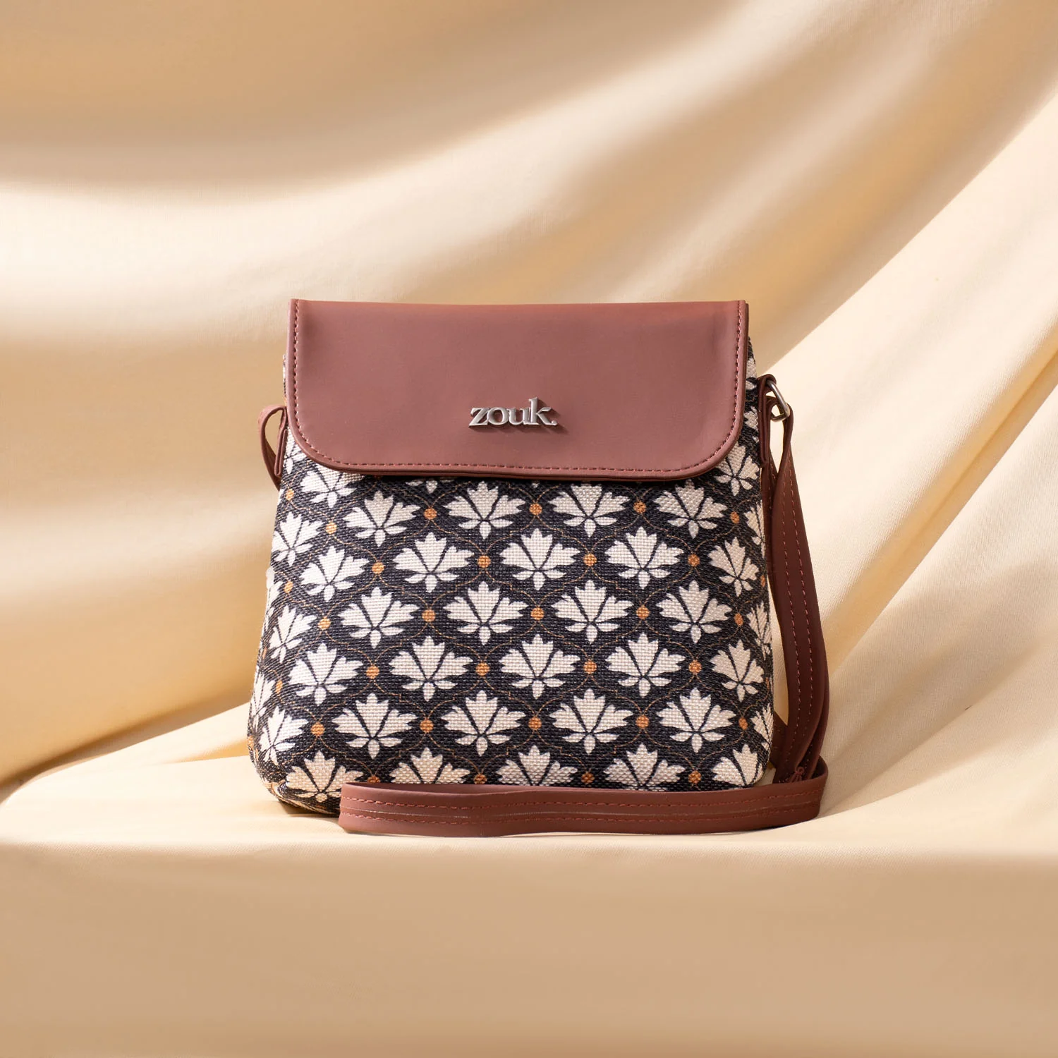 Bidri Kaiser Flap Sling Bag - Image 2