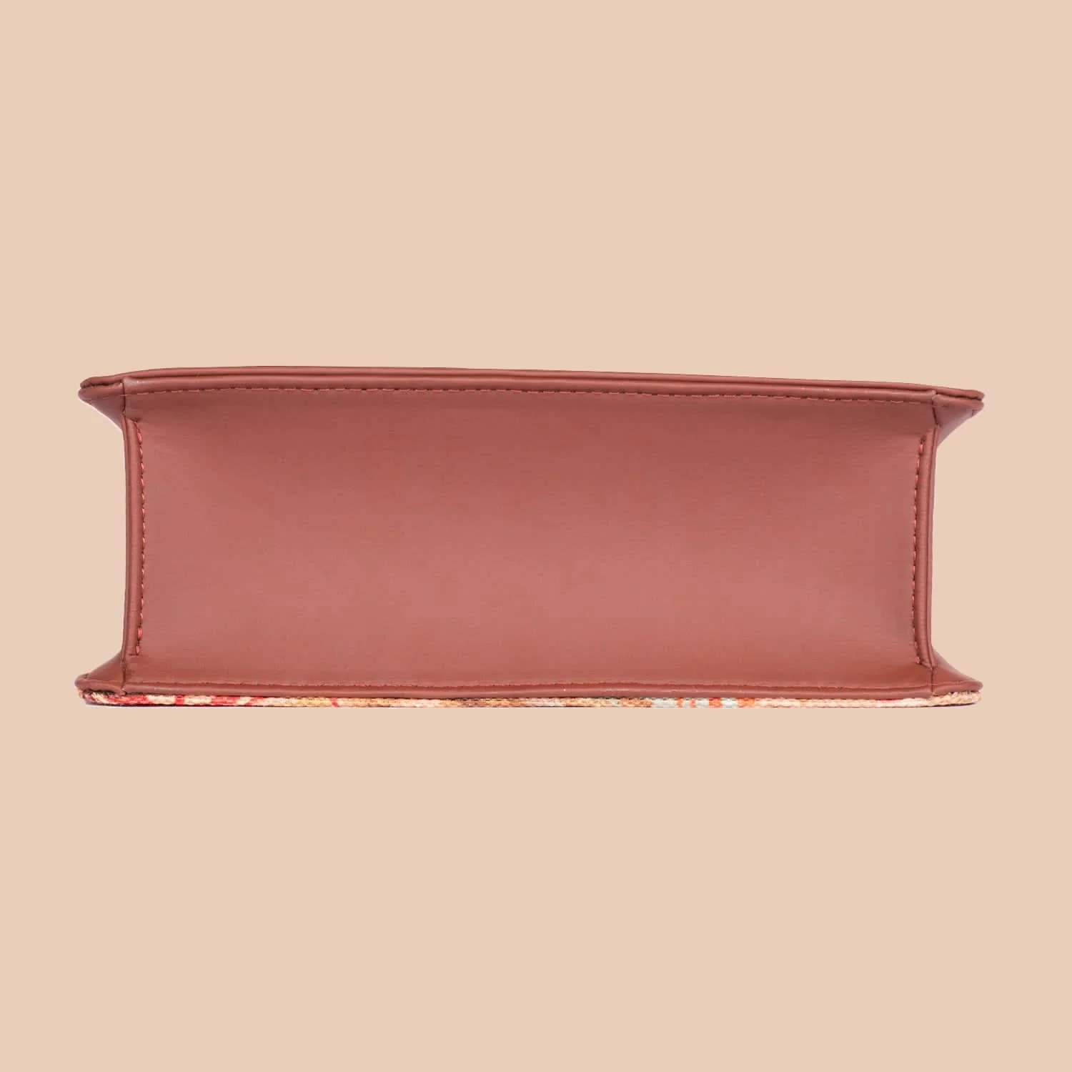 FloLov Beyond Basic Sling Bag - Image 9