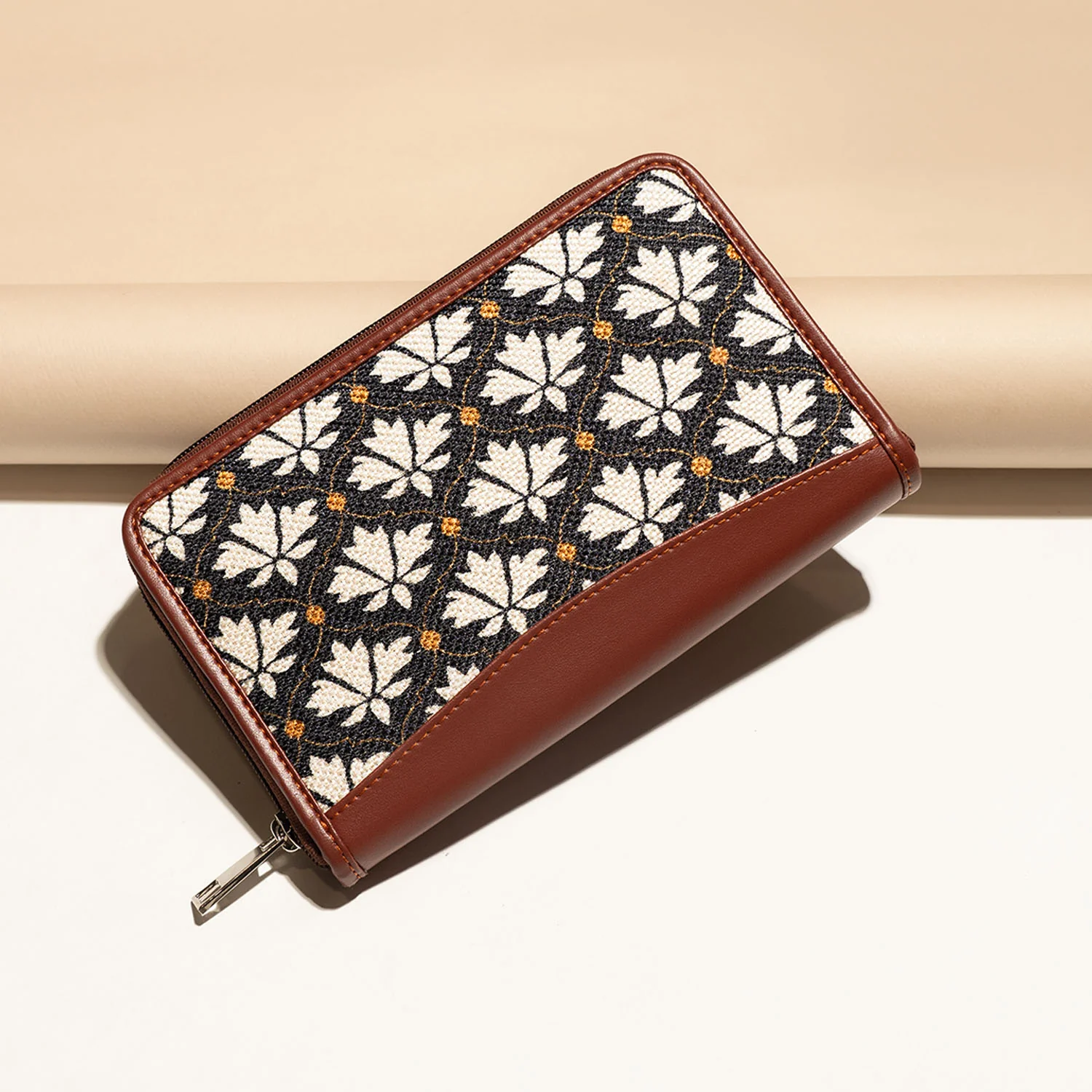 Flomotif and Bidri Kaiser - Office Bag & Chain Wallet Combo - Image 6