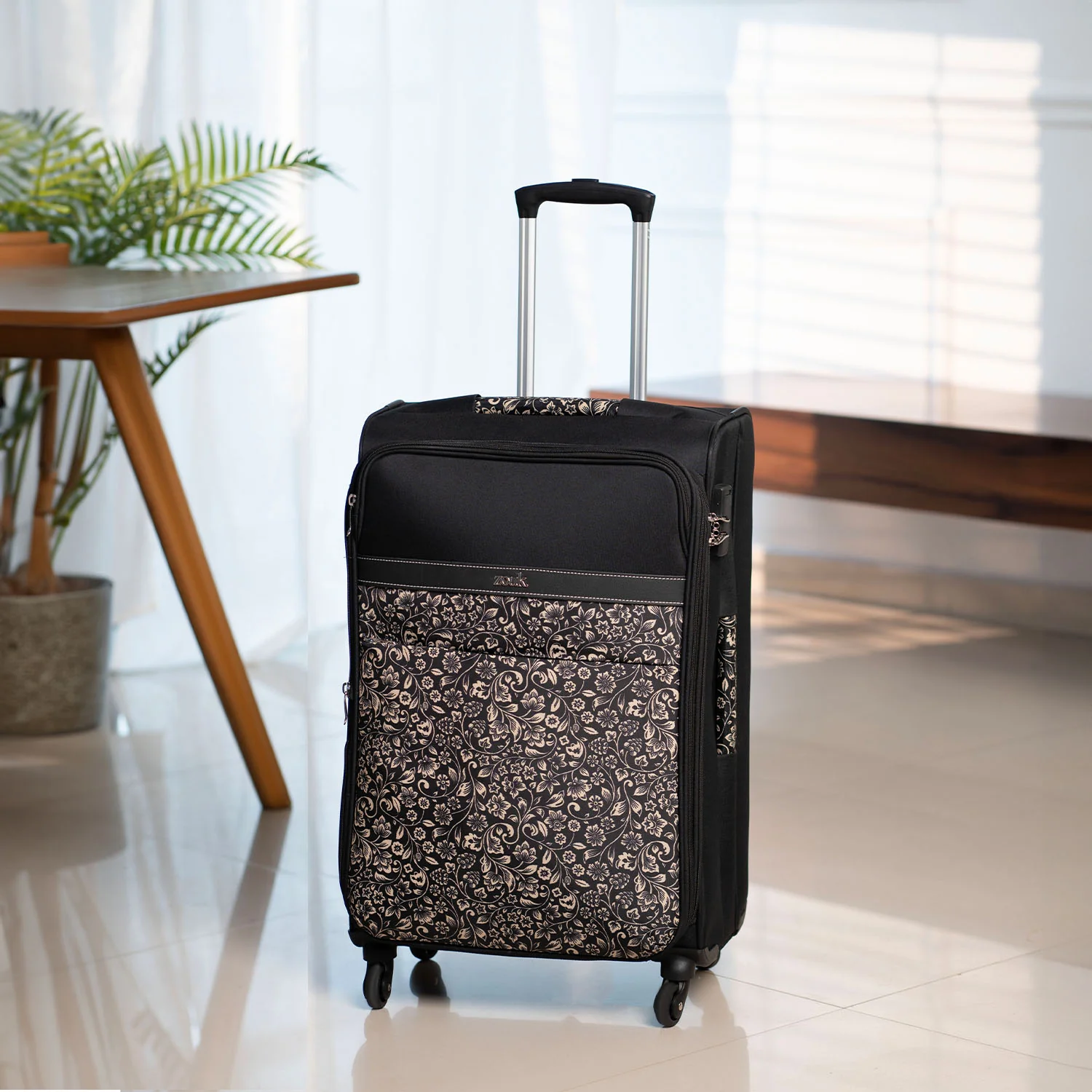 FloMotif Avasa Trolley Bag (Black) - Image 13
