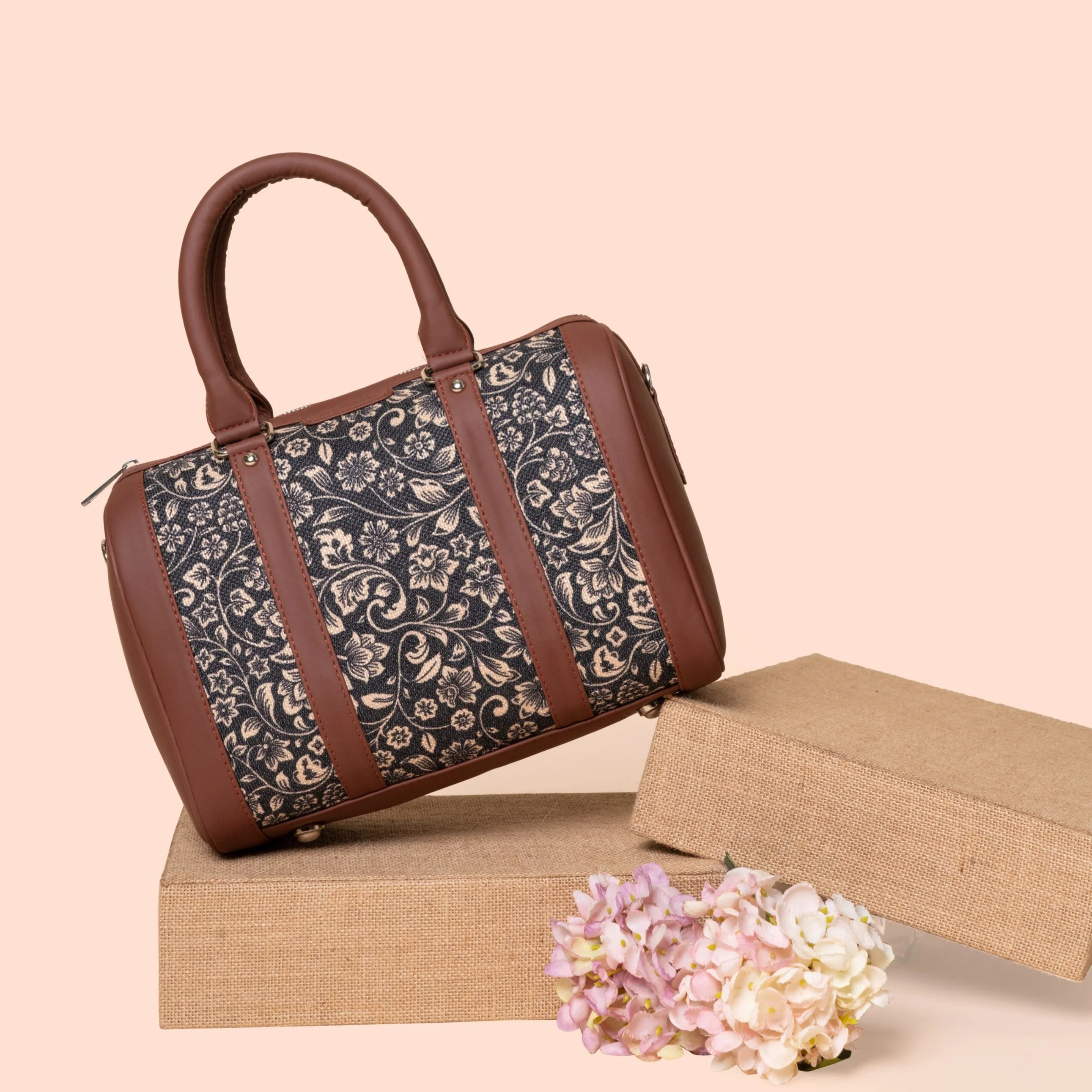 FloMotif Handbag - Image 4