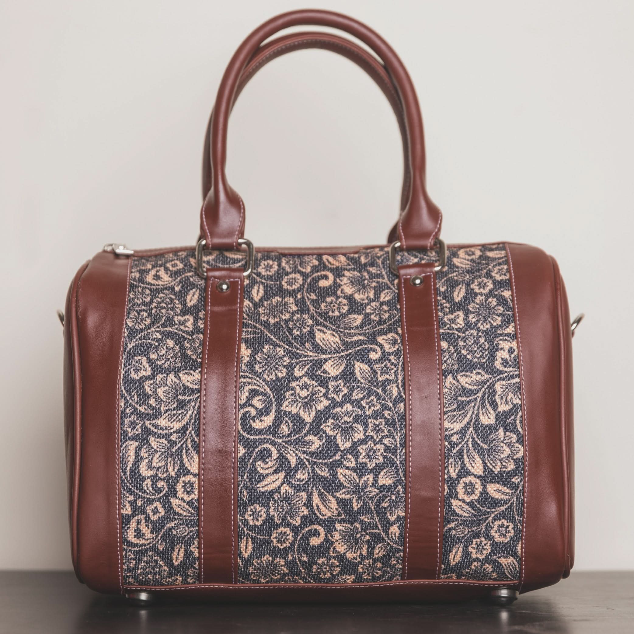 FloMotif - Handbag & Chain Wallet Combo - Image 2