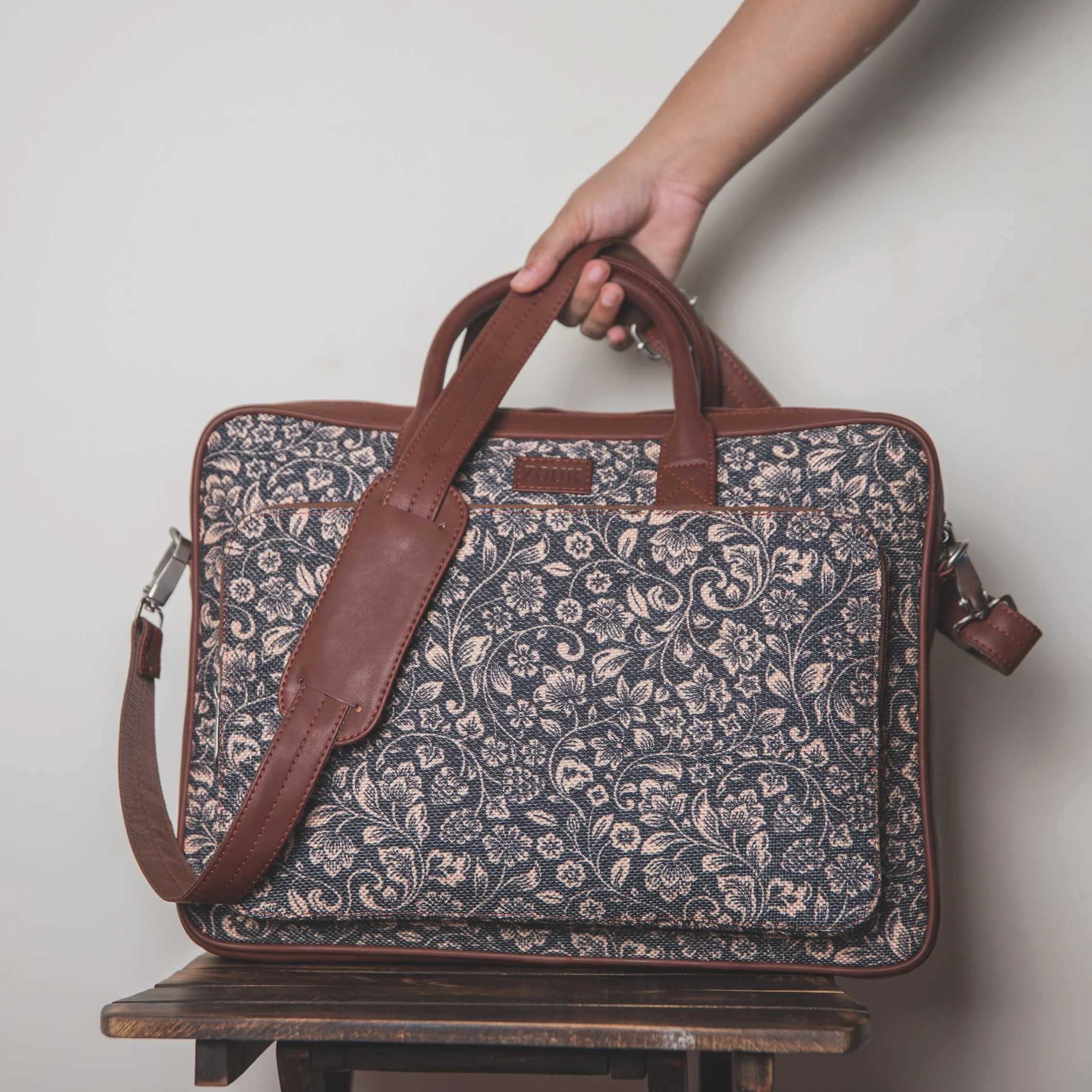 FloMotif Combo - Laptop Bag & Chain Wallet - Image 6
