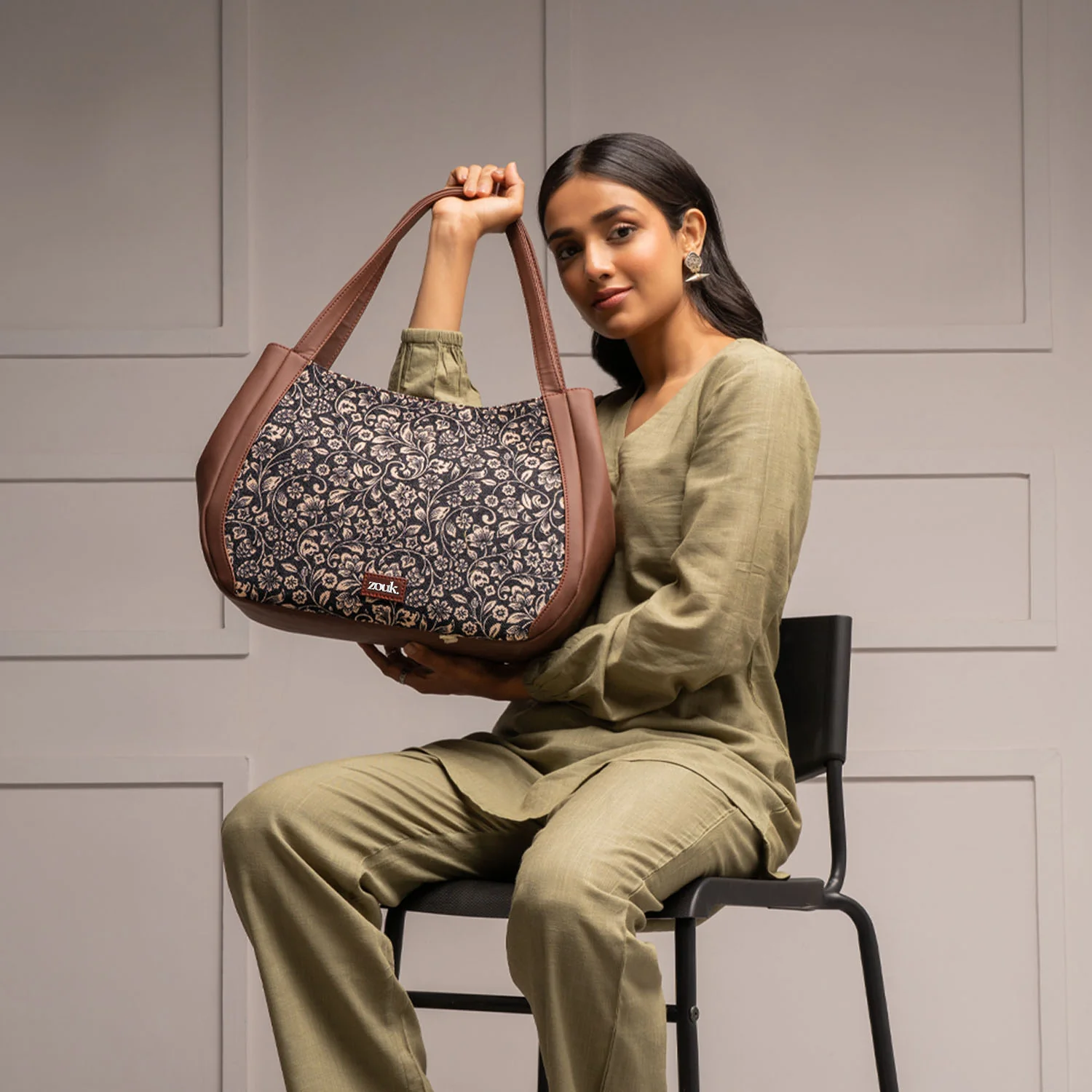 FloMotif Luna Handbag - Image 2