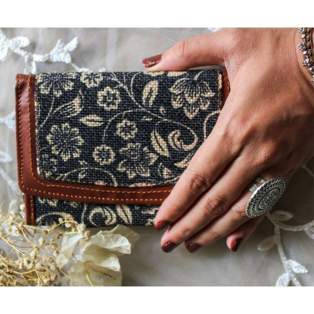 FloMotif Three Fold Wallet - Image 2