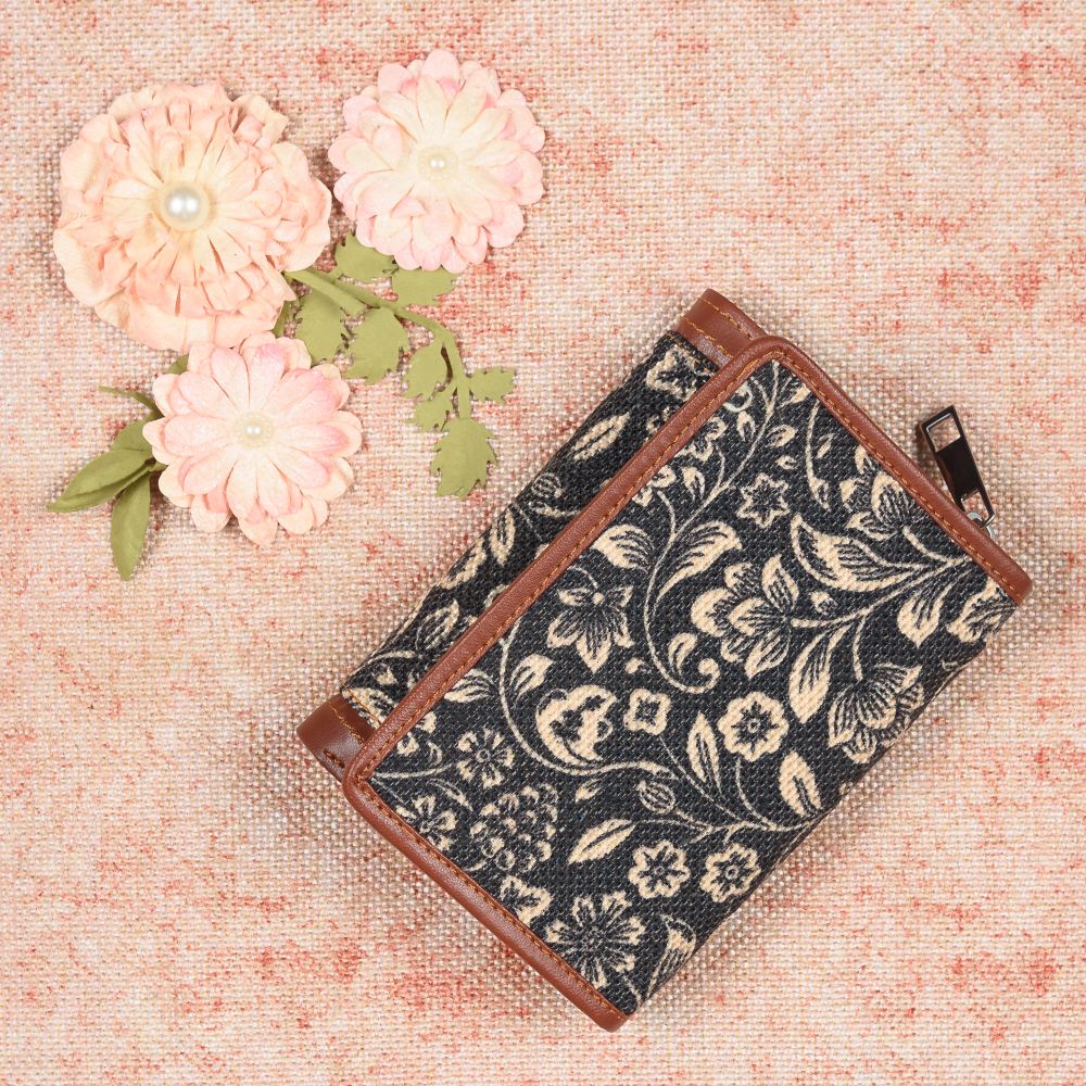 FloMotif Three Fold Wallet - Image 7
