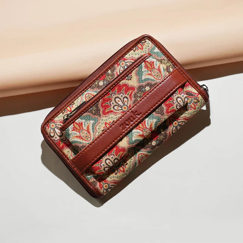 Gamthi Heritage Artisanal Gift Box - Image 5