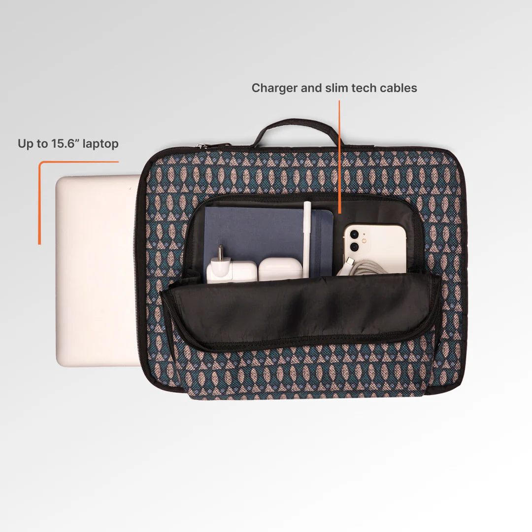 Gangtok Epoch Signature Laptop Sleeve - 15.6inch (Black) - Image 7