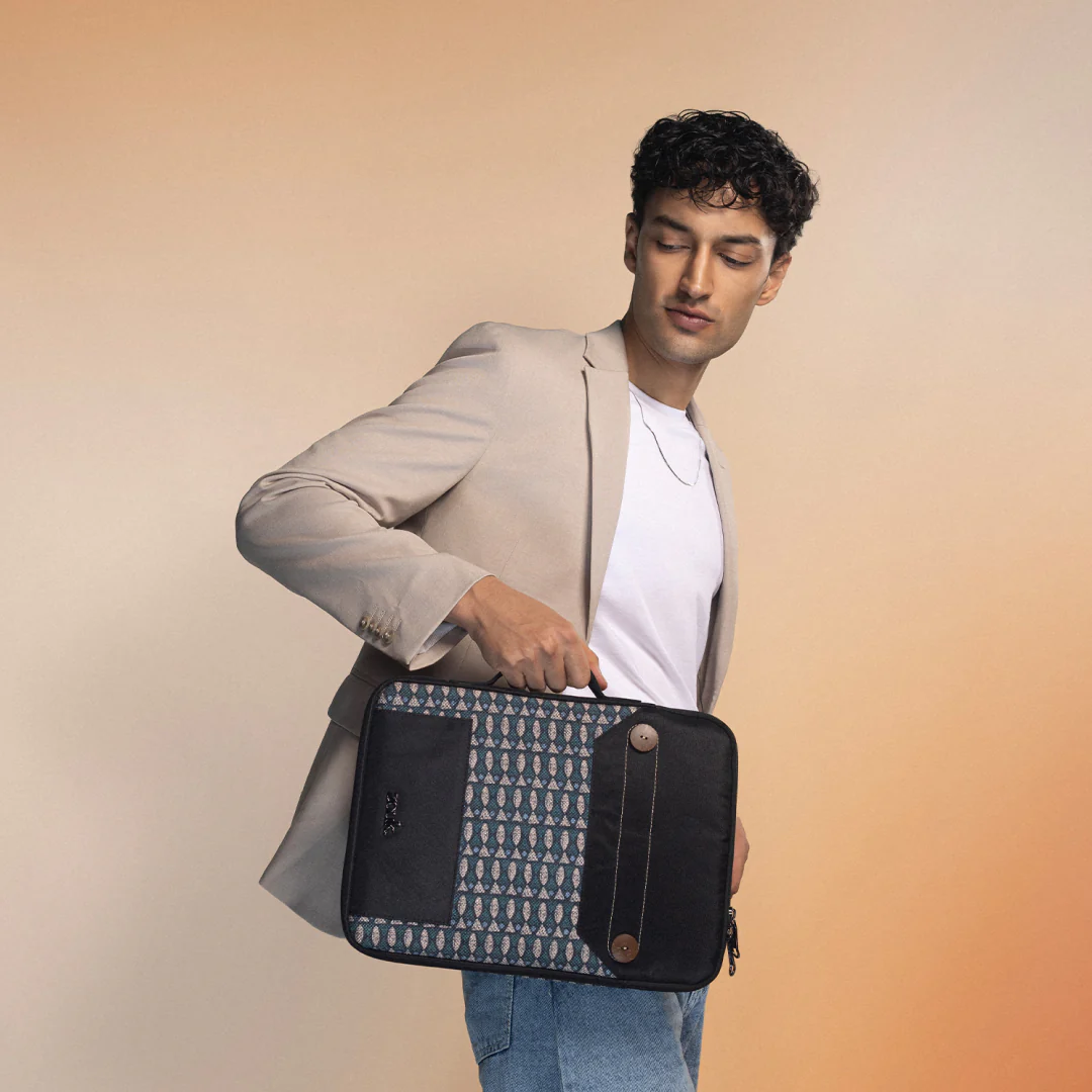 Gangtok Epoch Urban Laptop Sleeve - 14inch (Black)