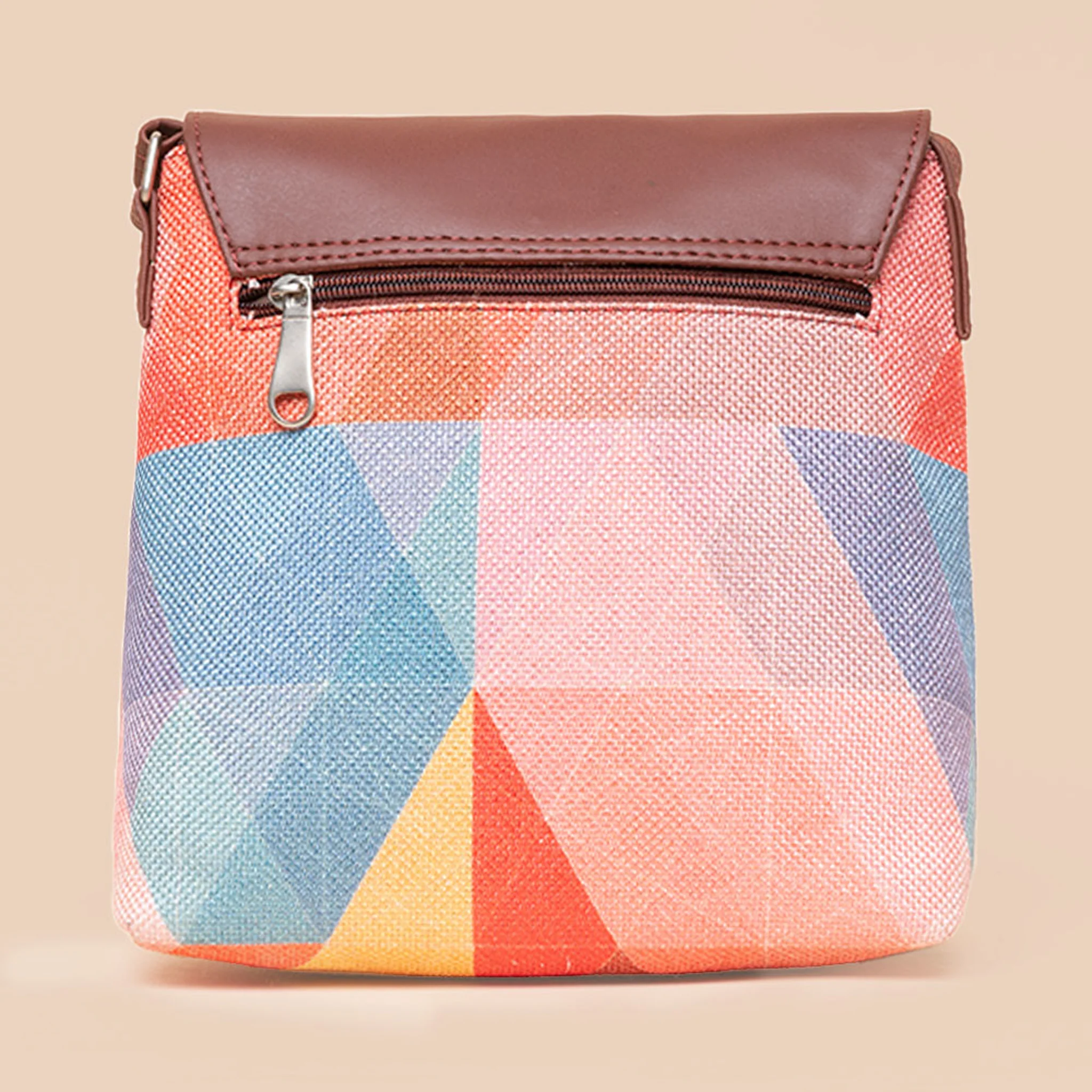 GeoOptics Flap Sling Bag - Image 3
